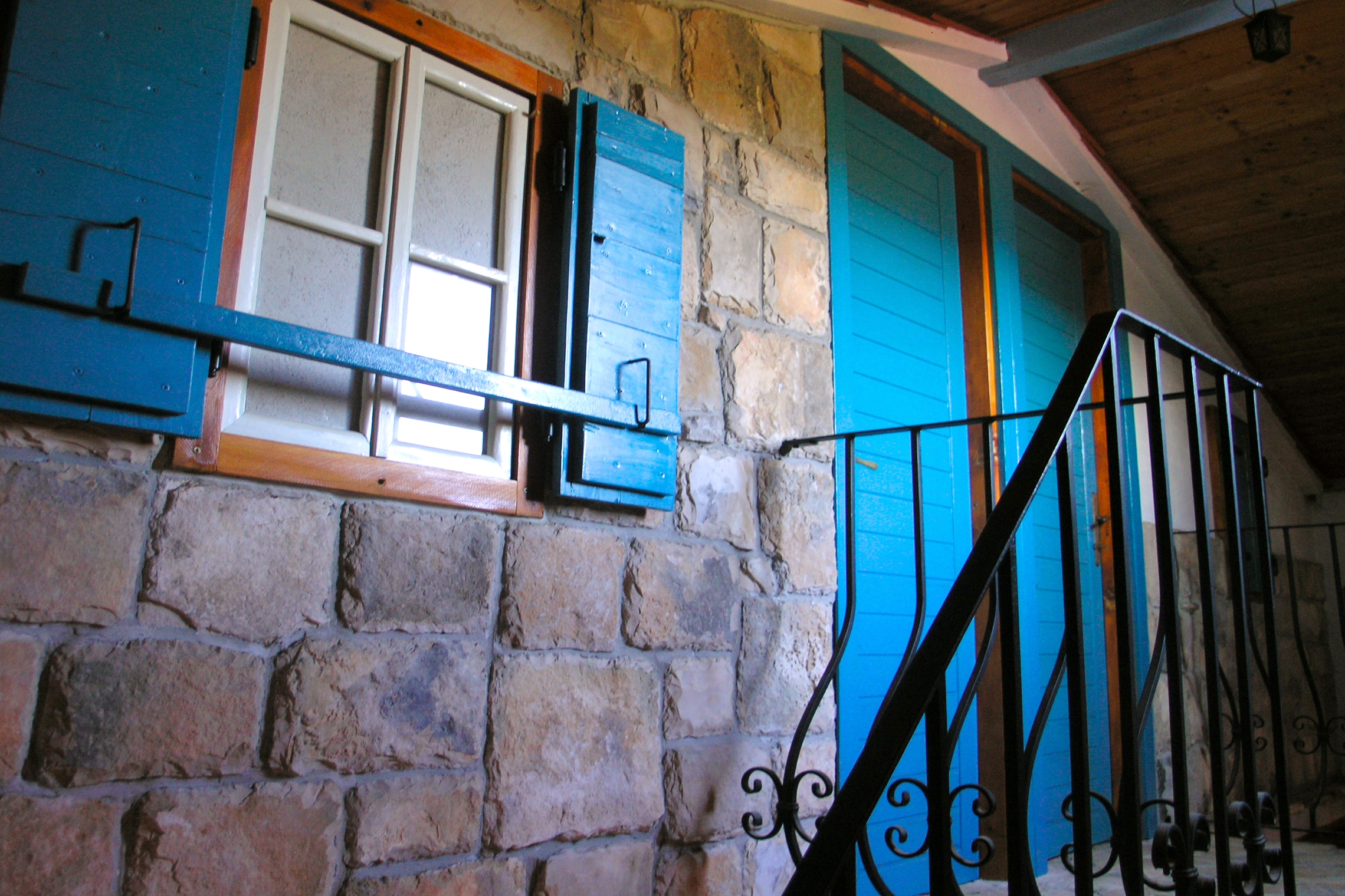 Two bedroom house near beach Cove Pernatice, Drvenik  K
