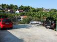 Parking lot Basina, Hvar, Parking lot 116 - Apartments near sea with pebble beach.