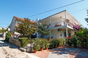 Apartmani uz more Marina, Trogir - 1160