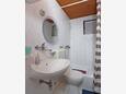 Bathroom Mandre, Bathroom in the apartment, (pet friendly) and WiFi.