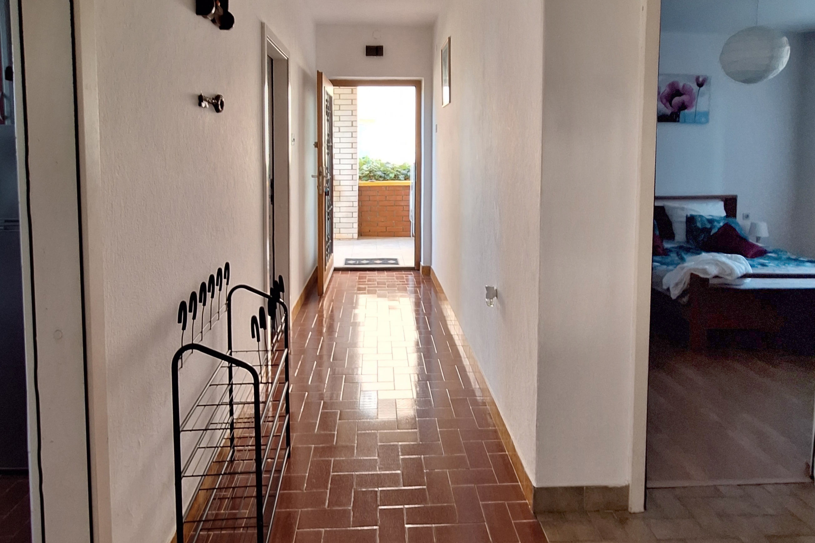 Two bedroom apartment with terrace Valbandon, Fažana  A-a