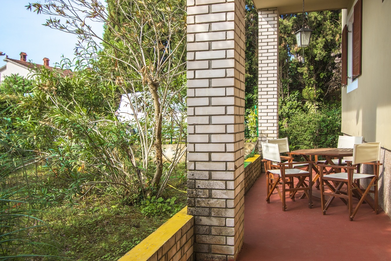 Two bedroom apartment with terrace Valbandon, Fažana  A-a
