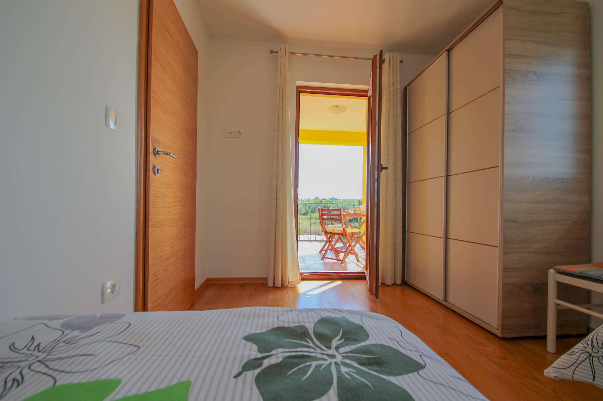 Two bedroom house with terrace Dajla, Novigrad  K
