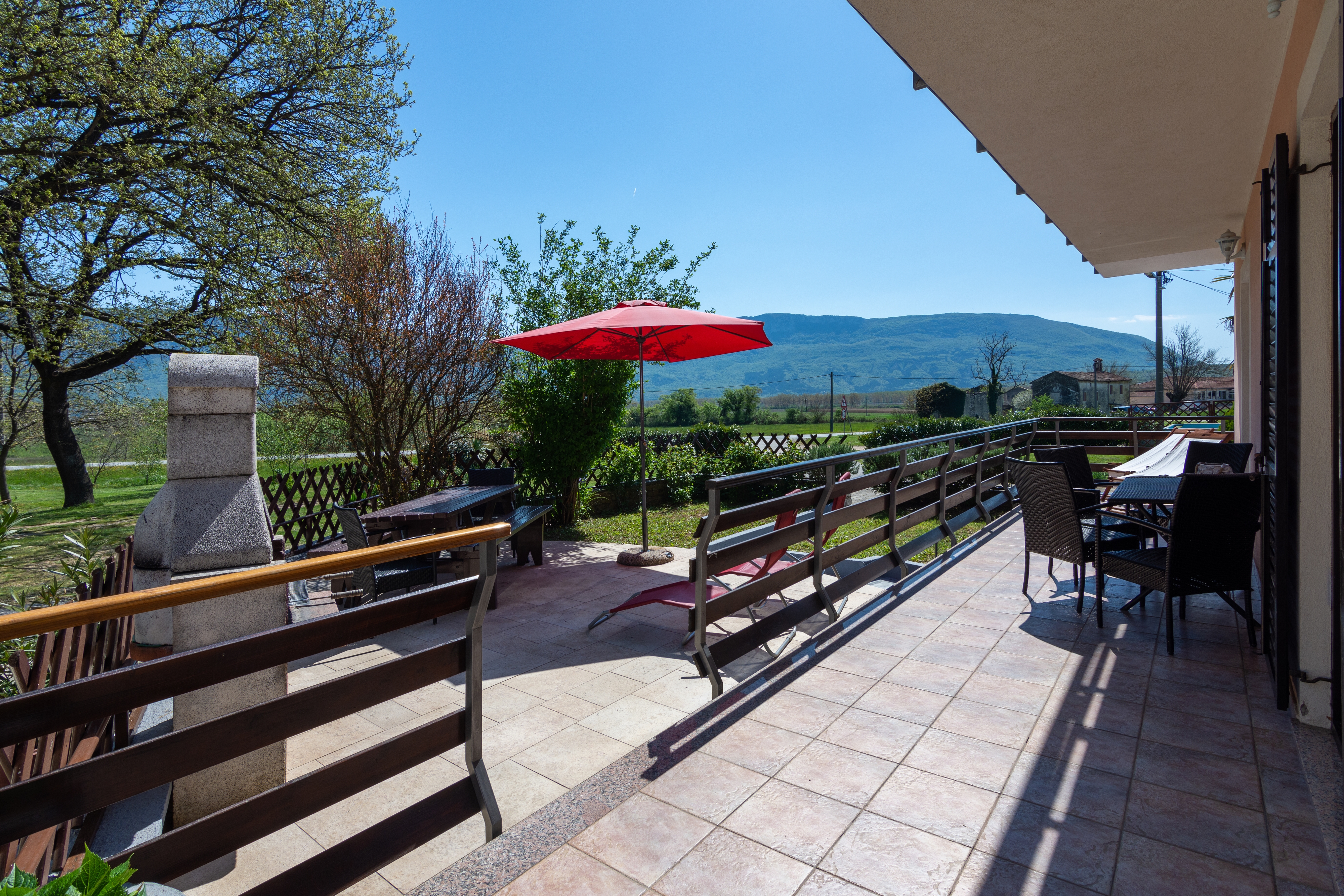 Three bedroom apartment with terrace Čepić, Central Istria - Središnja Istra  A-a