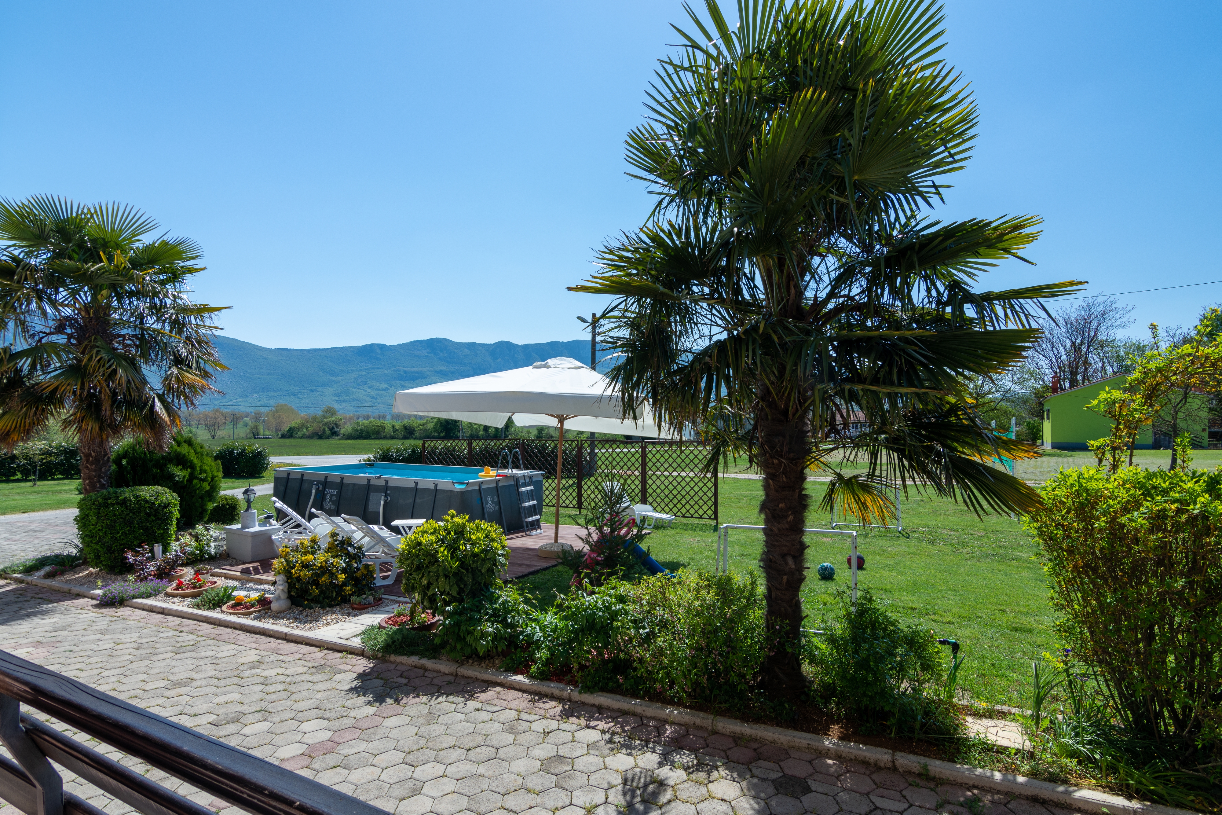 Three bedroom apartment with terrace Čepić, Central Istria - Središnja Istra  A-a