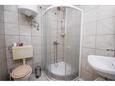 Bathroom Krk, Bathroom in the studio-apartment, (pet friendly) and WiFi.