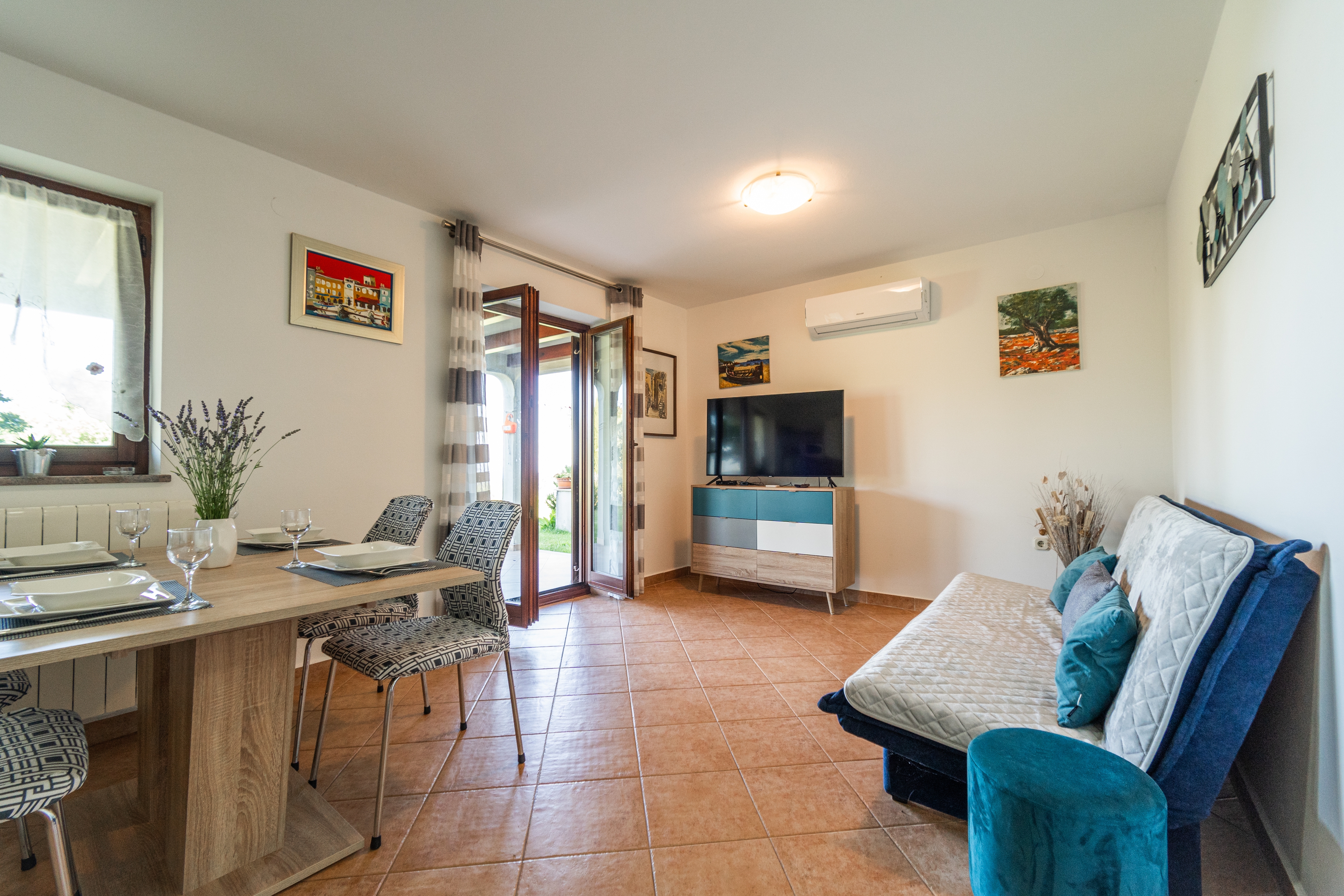 Two bedroom apartment with terrace and sea view Presika, Labin (A-11656-a)