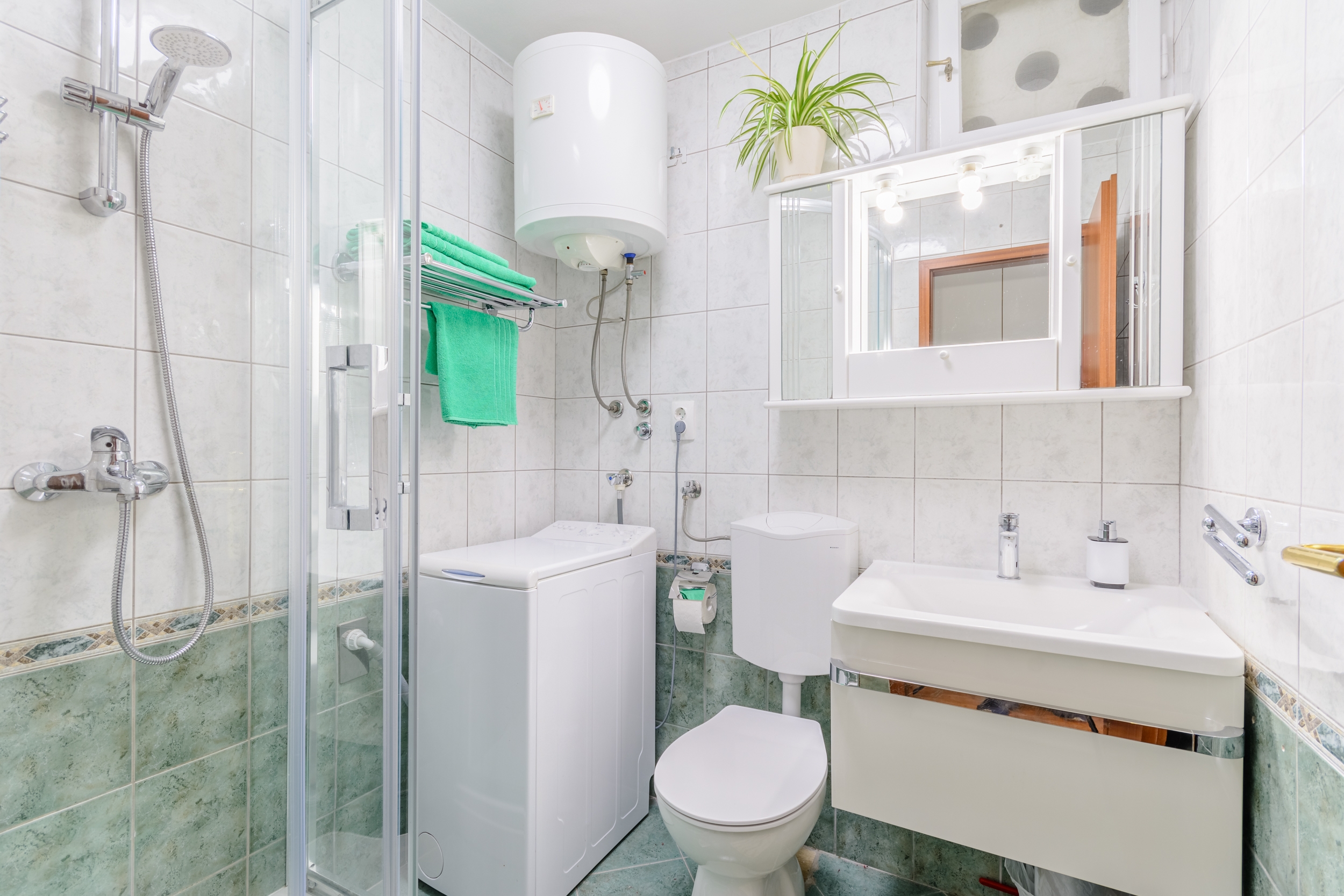 One bedroom apartment with balcony and sea view Split  A-a