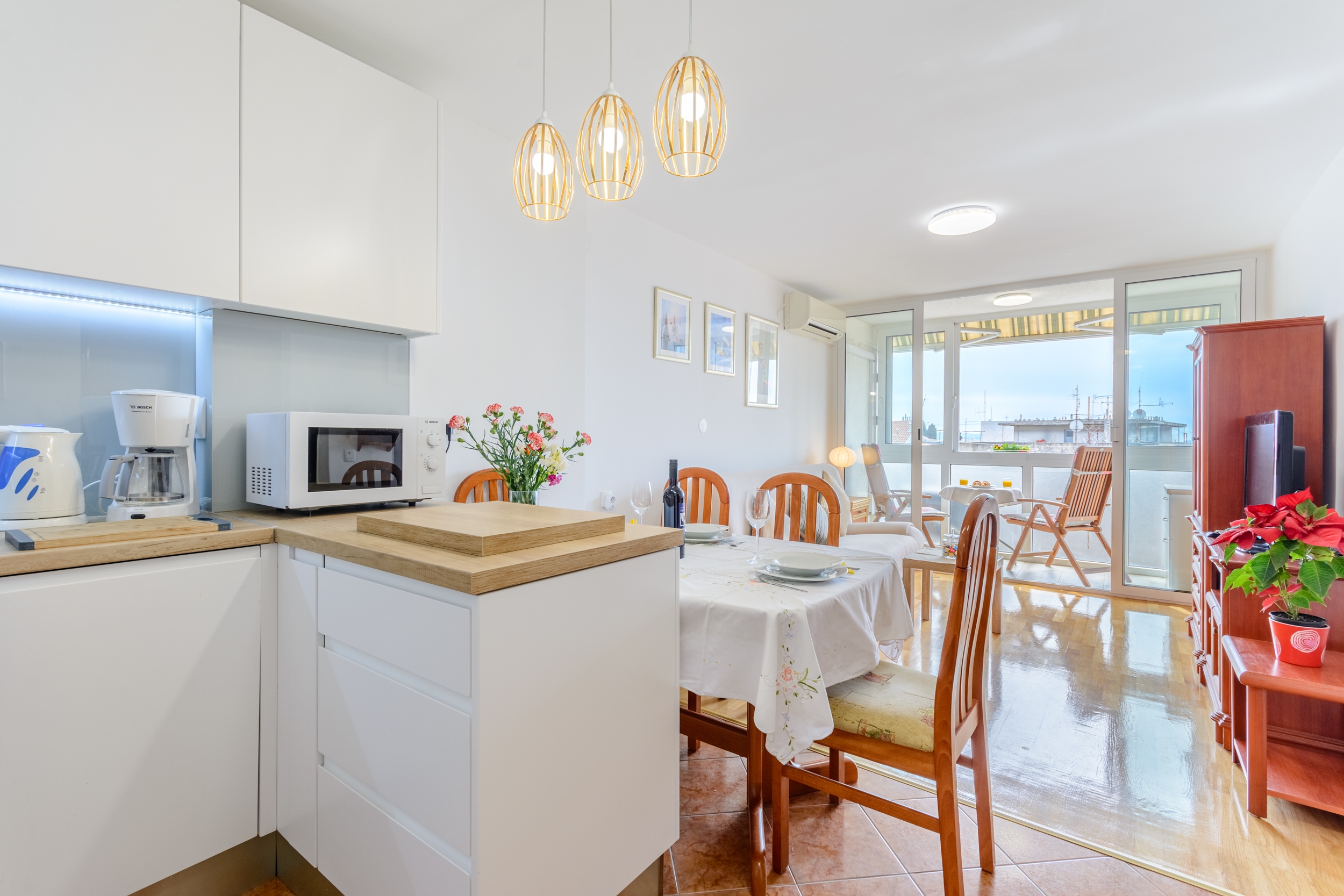 One bedroom apartment with balcony and sea view Split  A-a