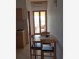 Starigrad, Dining room in the apartment, air condition available and WiFi.