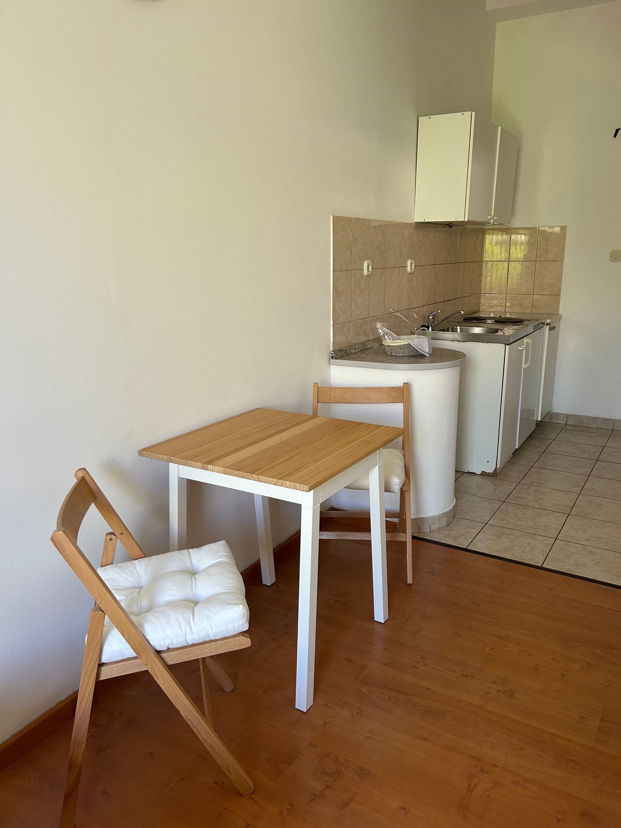 Studio flat with air-conditioning Vis (AS-1170-b)