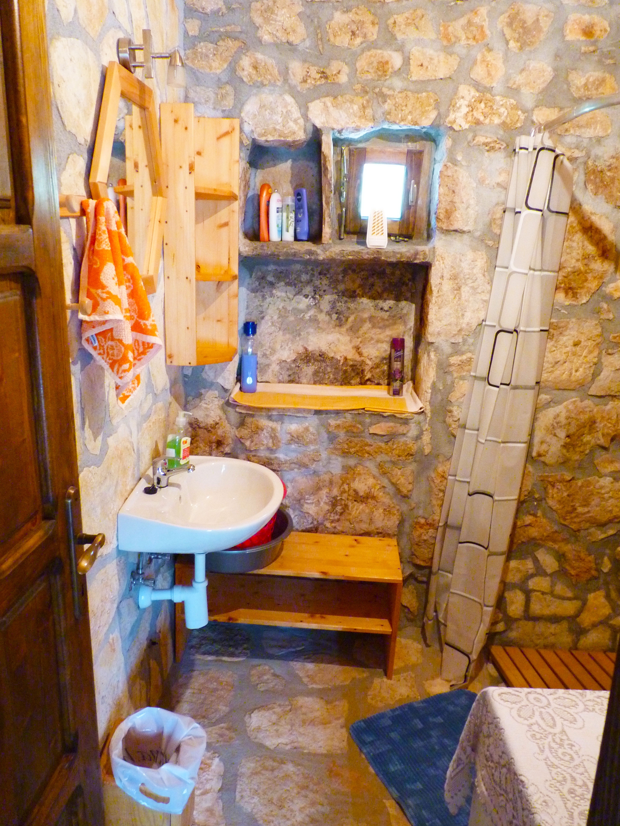 Three bedroom house with air-conditioning Gornje Planjane, Zagora  K