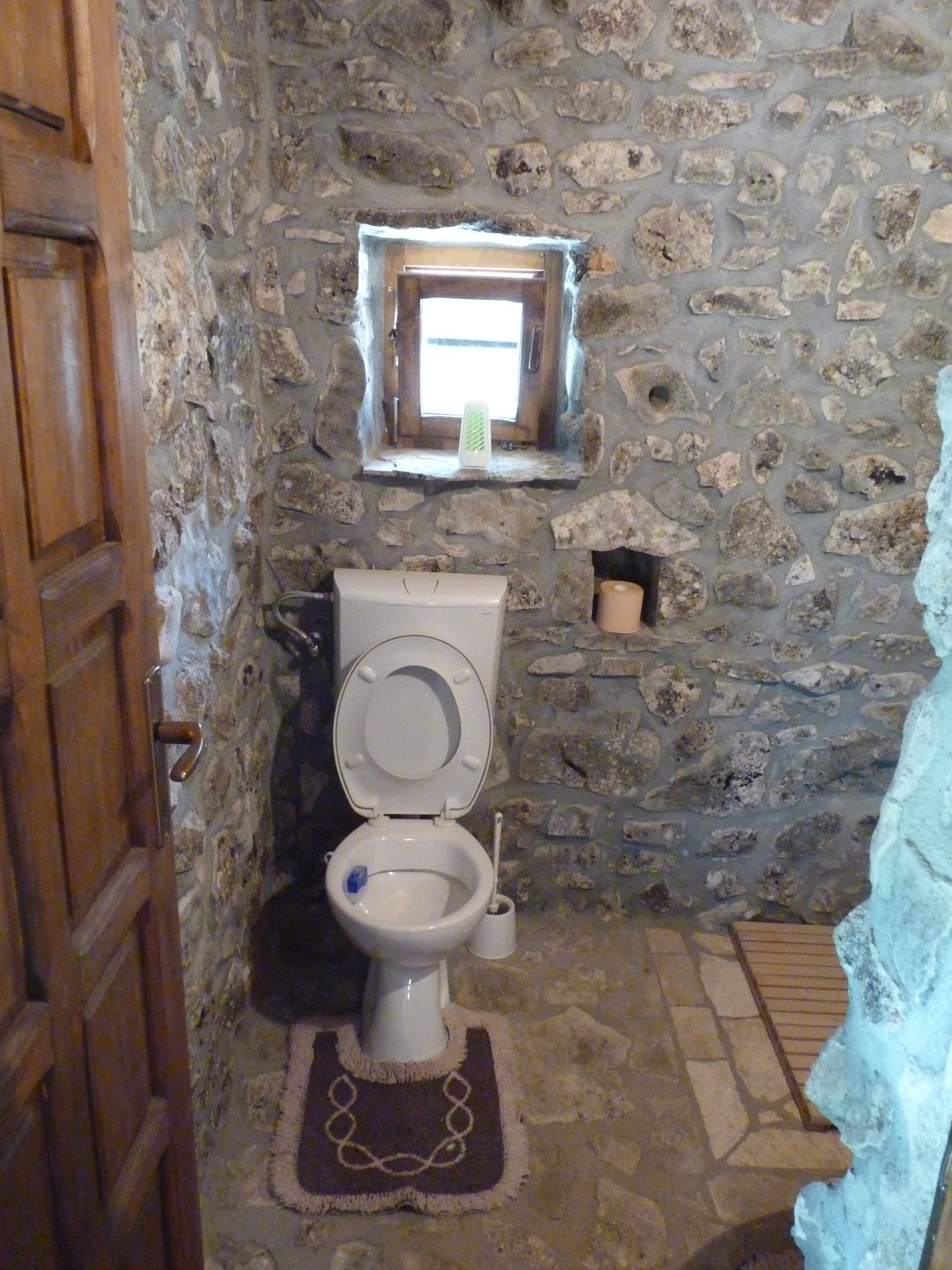 Three bedroom house with air-conditioning Gornje Planjane, Zagora  K