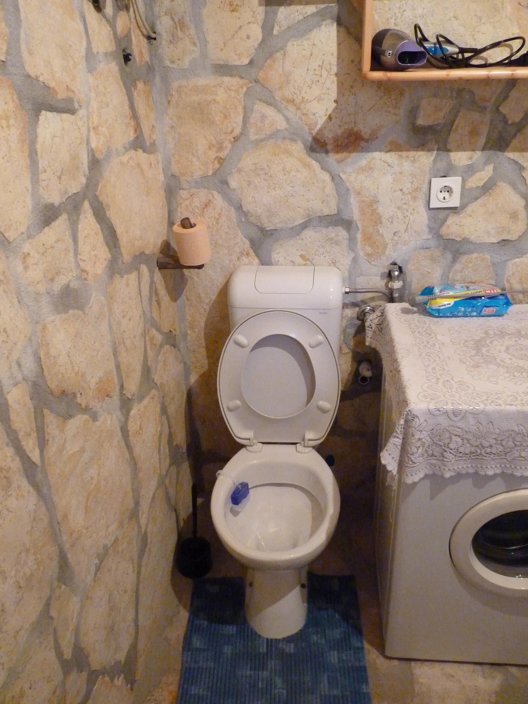 Three bedroom house with air-conditioning Gornje Planjane, Zagora  K