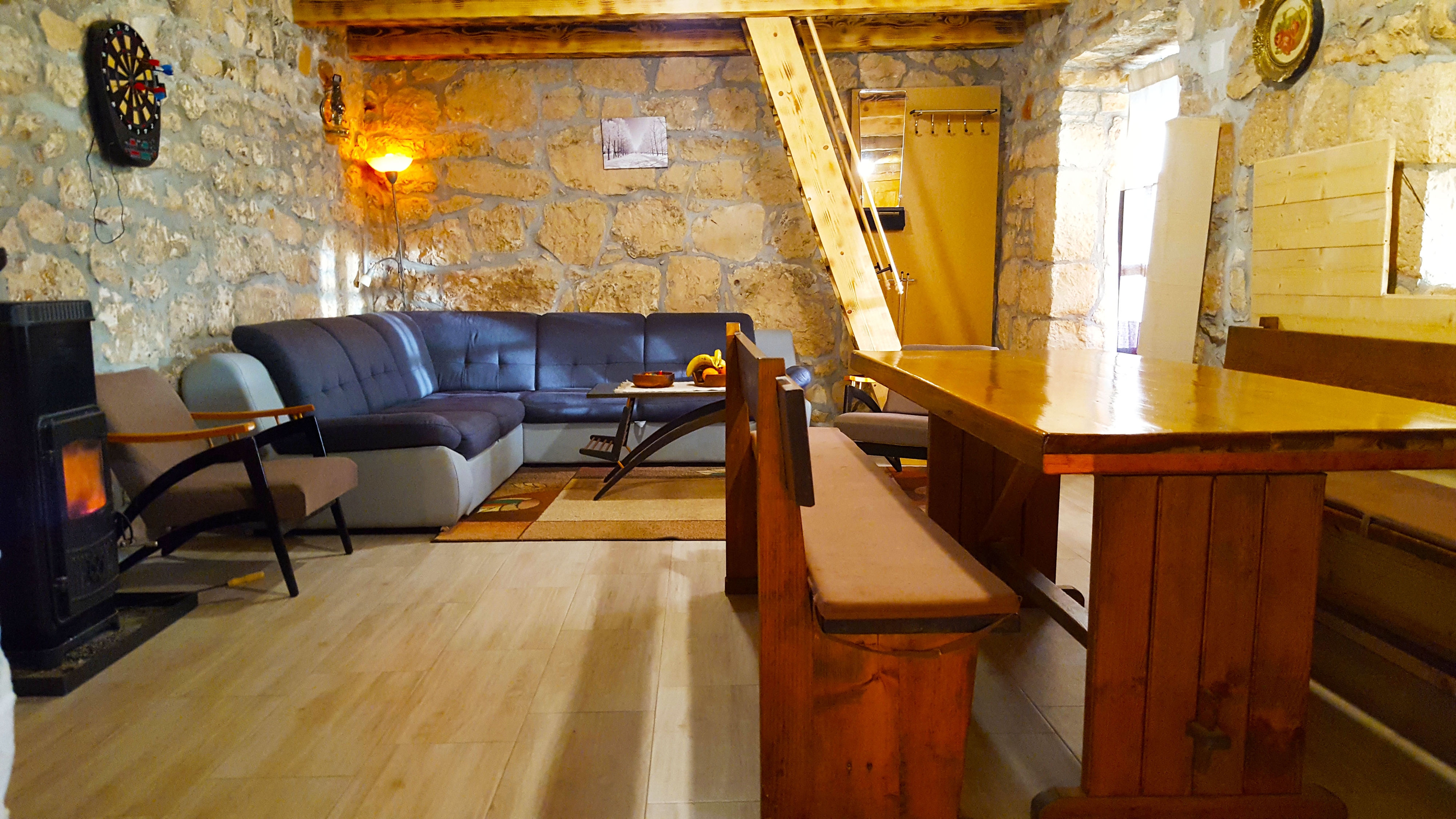 Three bedroom house with air-conditioning Gornje Planjane, Zagora  K