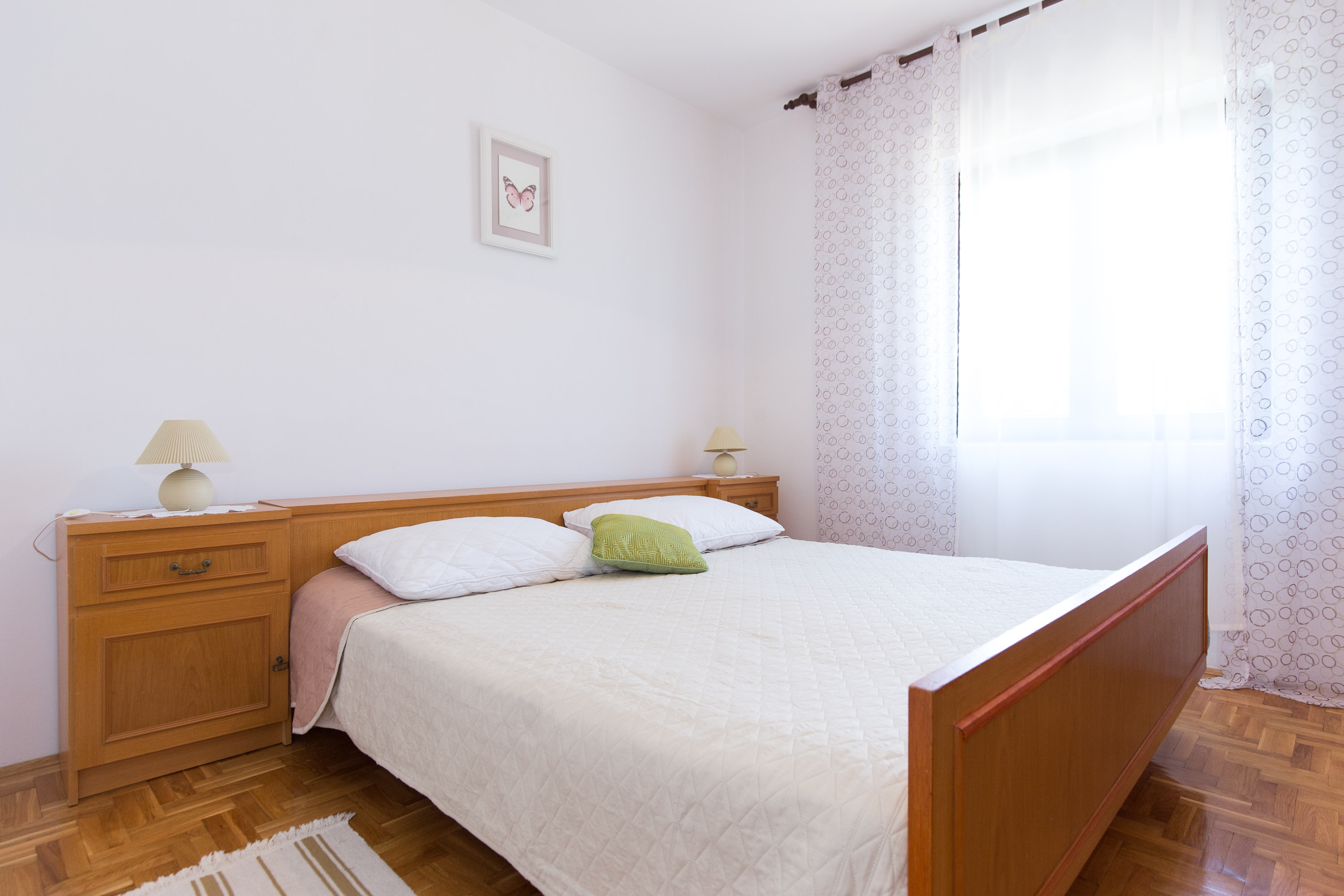 Three bedroom apartment with balcony and sea view Novi Vinodolski  A-a