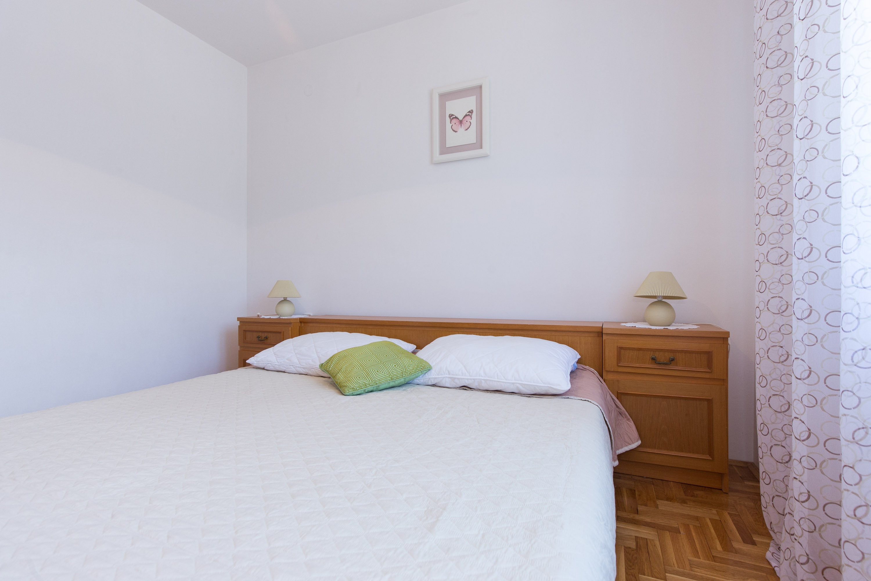 Three bedroom apartment with balcony and sea view Novi Vinodolski  A-a
