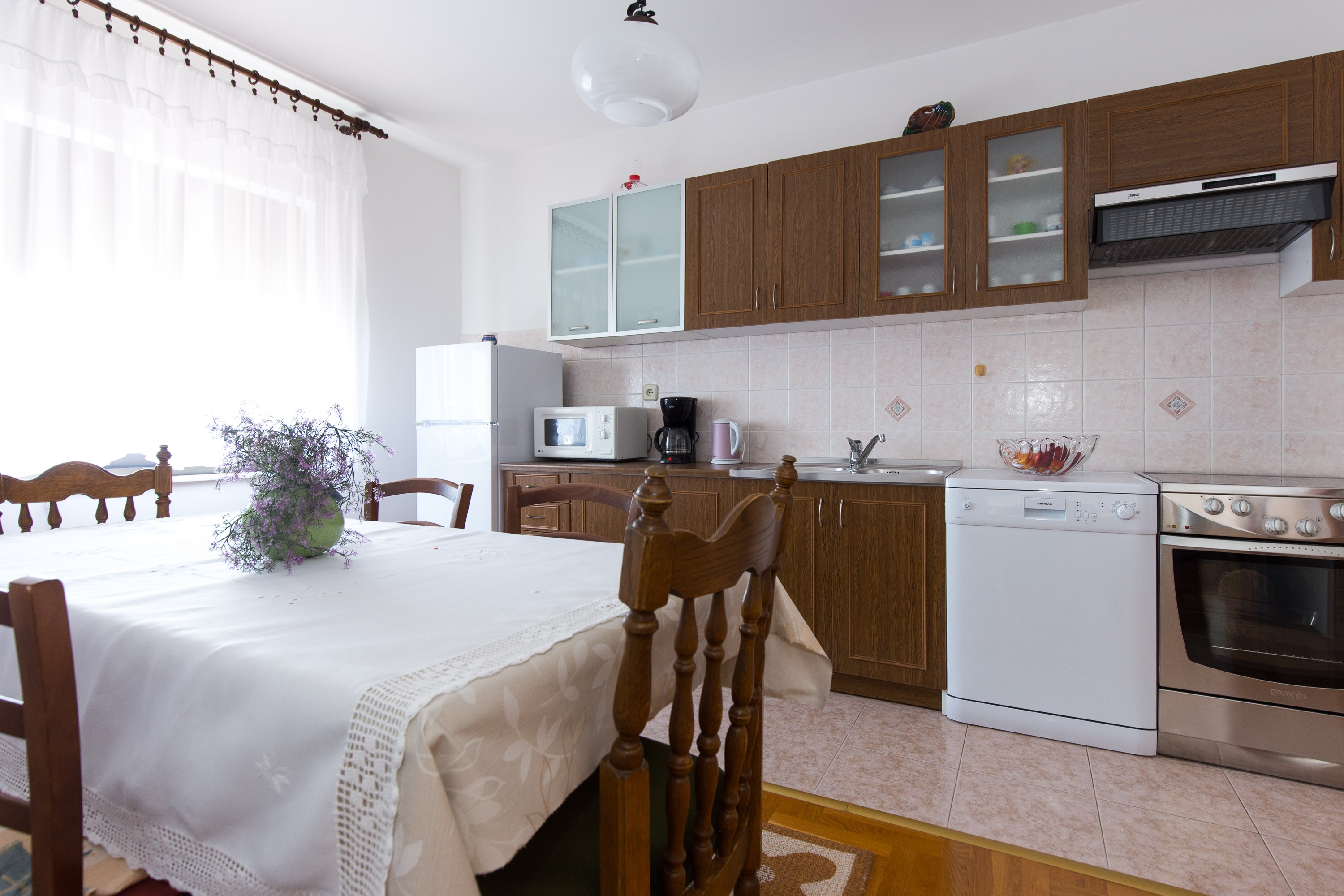 Three bedroom apartment with balcony and sea view Novi Vinodolski  A-a