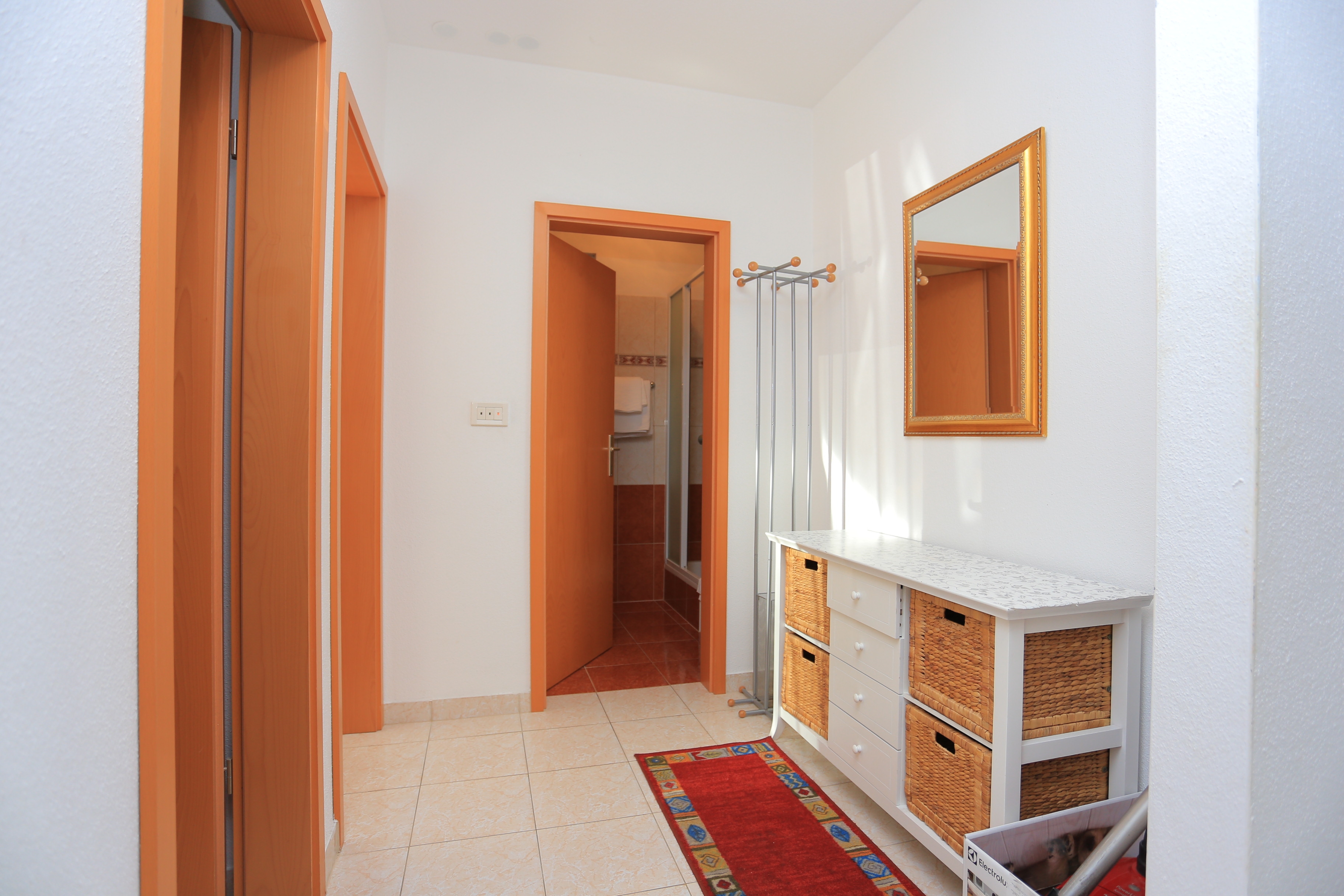 Two bedroom apartment with terrace and sea view Mastrinka, Čiovo  A-b