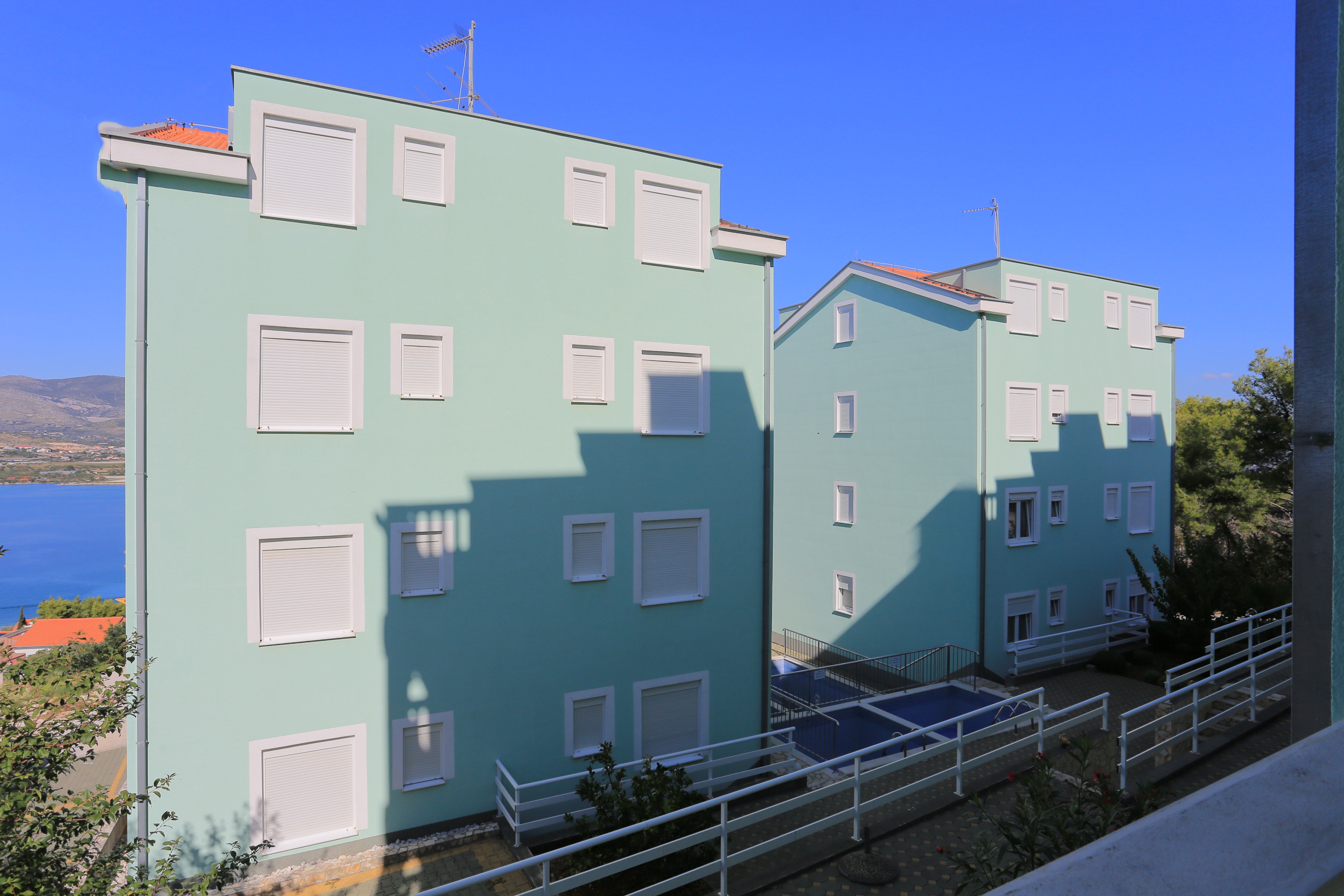 Two bedroom apartment with terrace and sea view Mastrinka, Čiovo  A-b