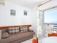 Rastići, Living room in the apartment, air condition available and WiFi.
