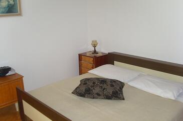 Bedroom Zadar - Diklo, Bedroom in the studio-apartment, WIFI.