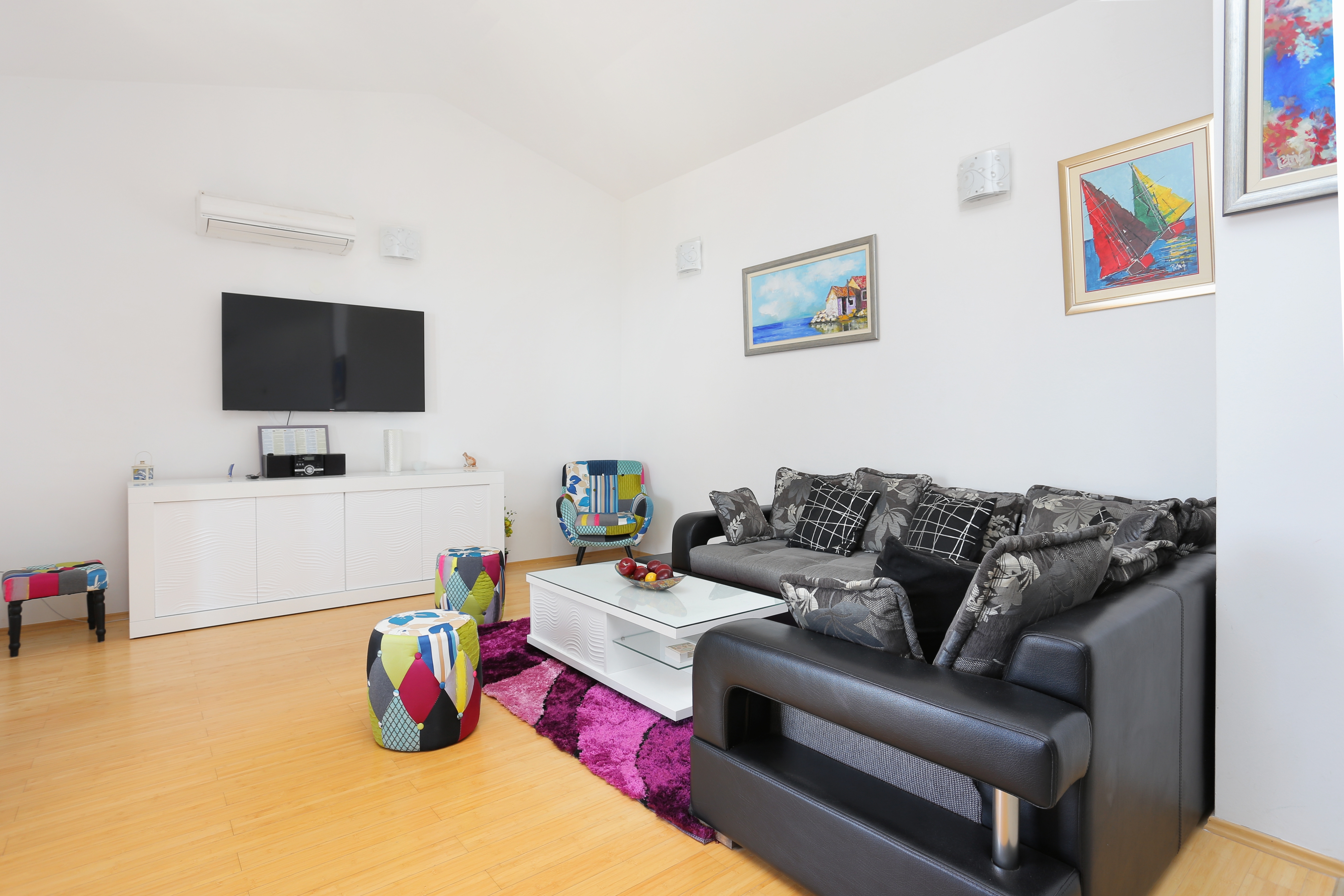 Three bedroom apartment with terrace and sea view Rastići, Čiovo  A-a
