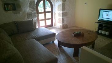 Living room Dolinci, Living room in the house, dopusteni kucni ljubimci i WIFI.