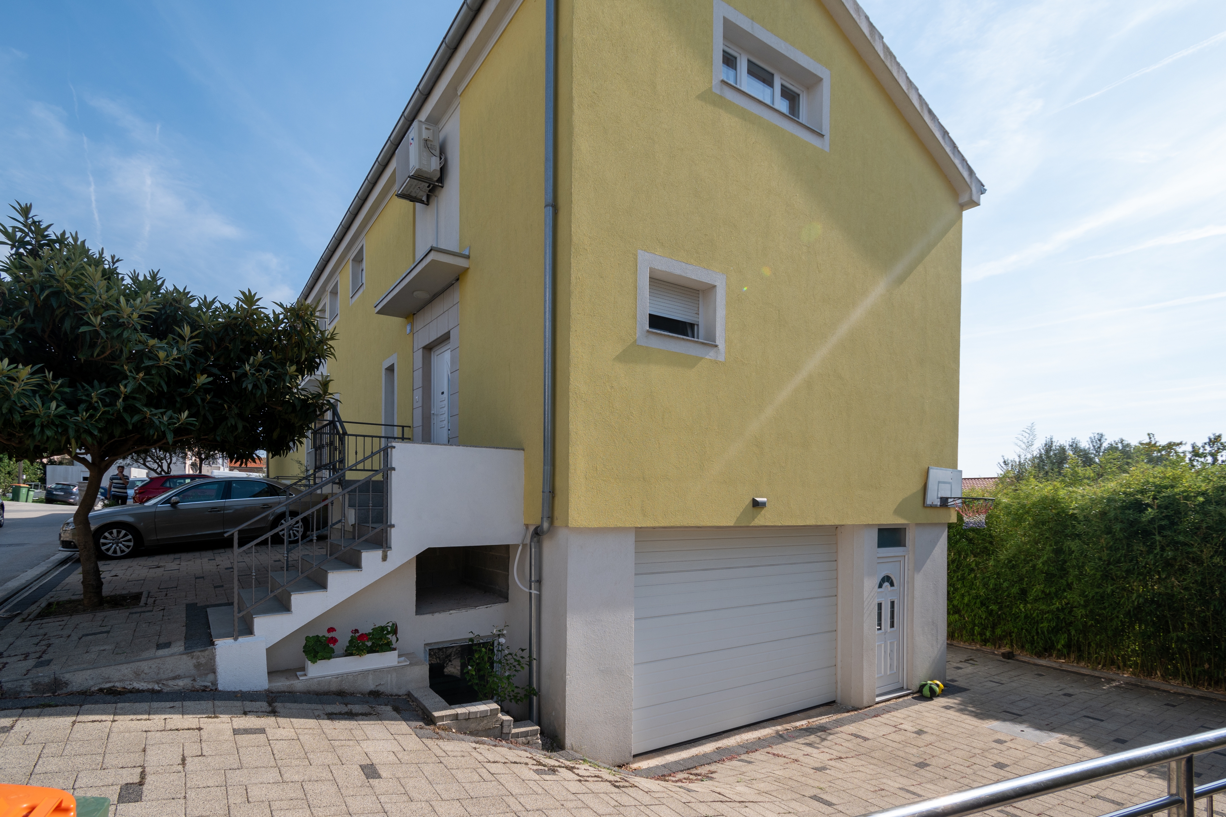 Three bedroom house with terrace and sea view Zadar  K