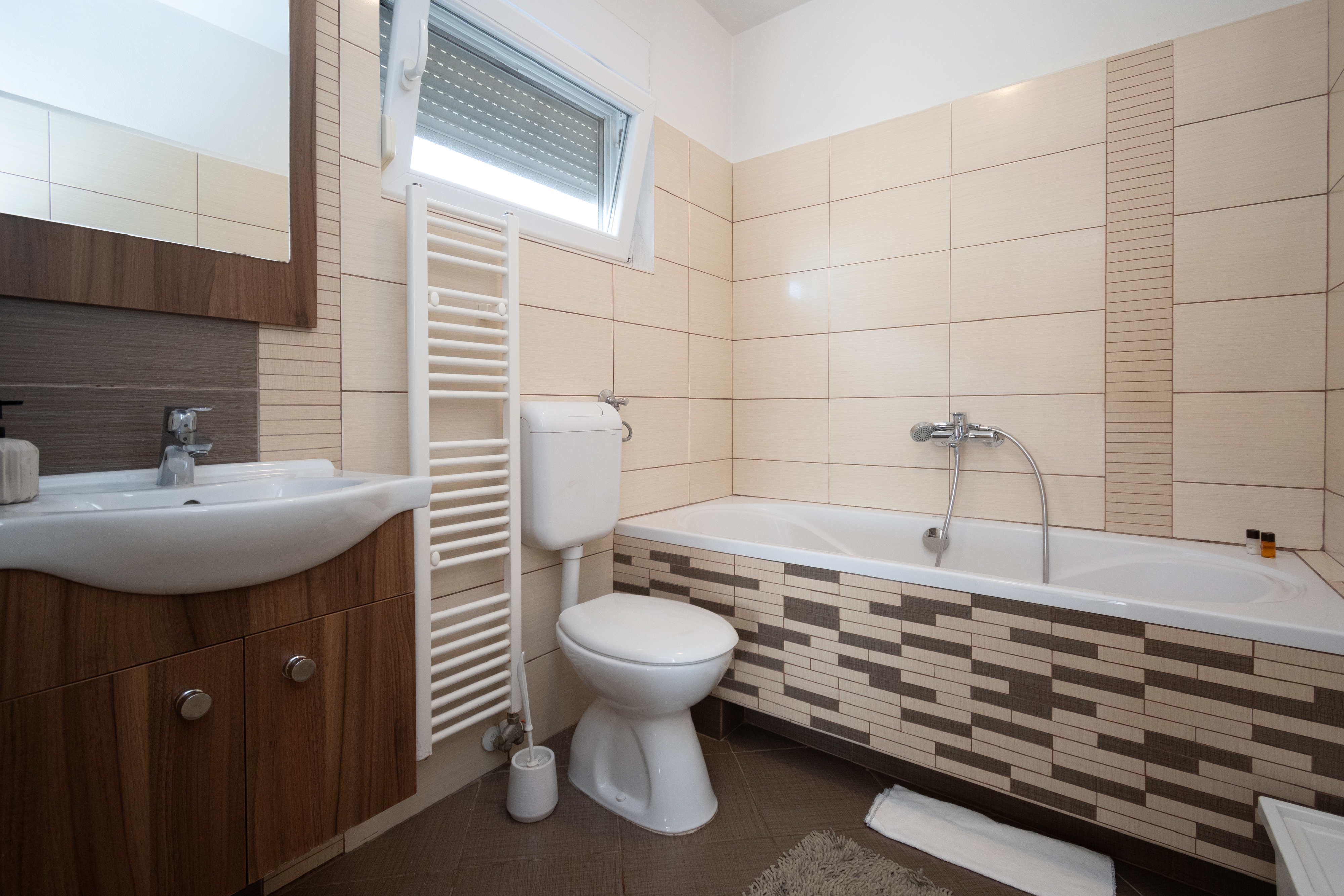 Three bedroom house with terrace and sea view Zadar  K