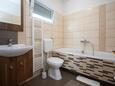 Ванная комната 2 Zadar, Ванная комната 2 в размещении типа house, WiFi.