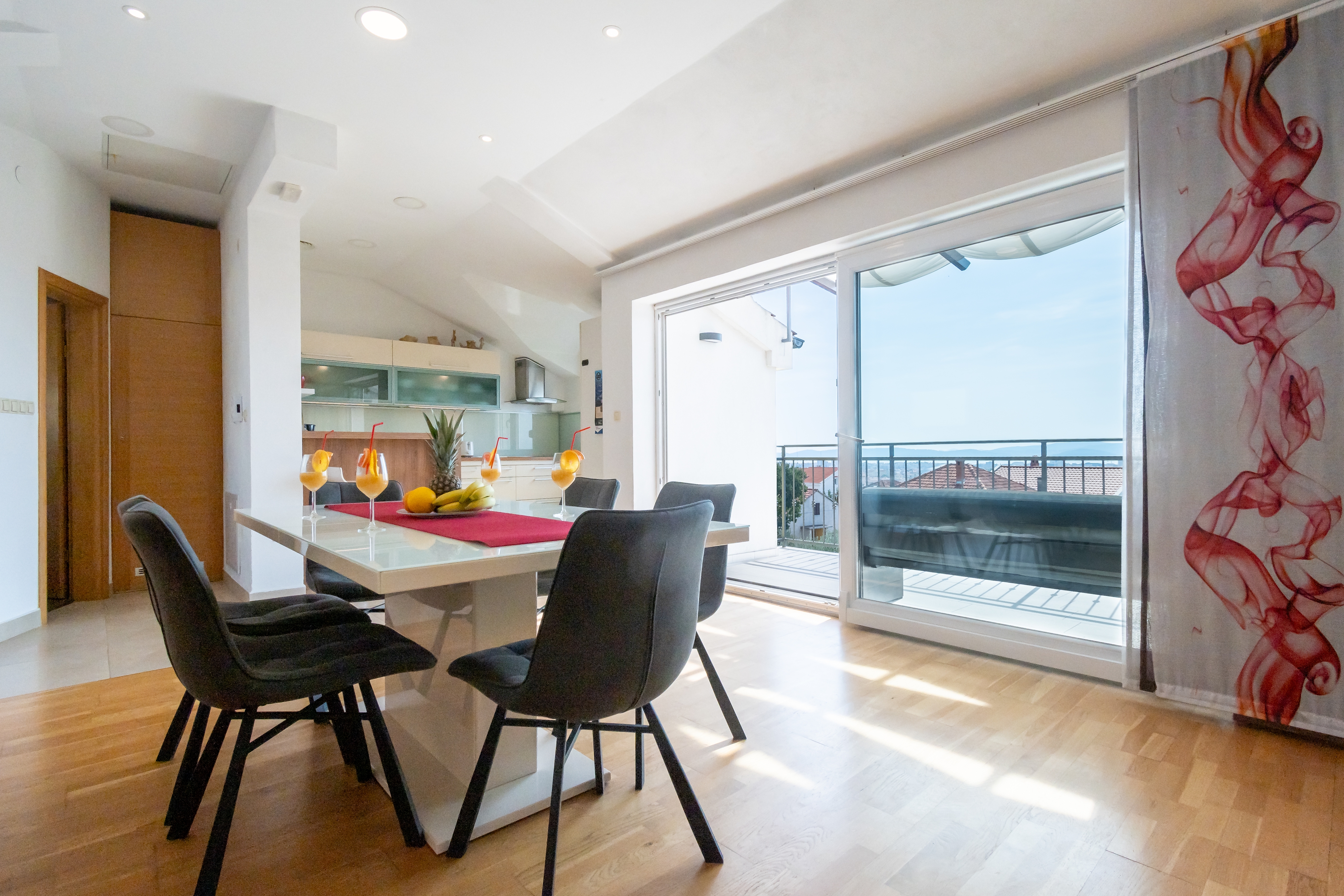 Three bedroom house with terrace and sea view Zadar  K