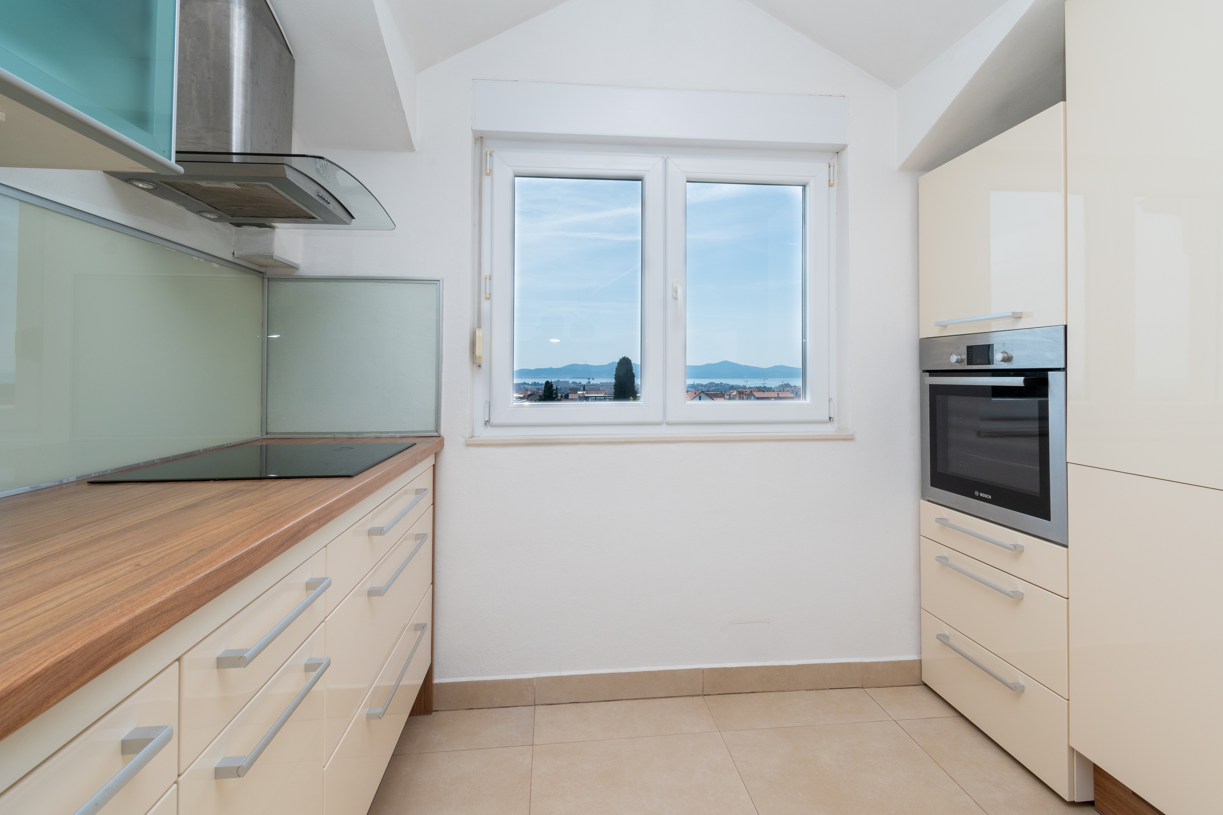 Three bedroom house with terrace and sea view Zadar  K