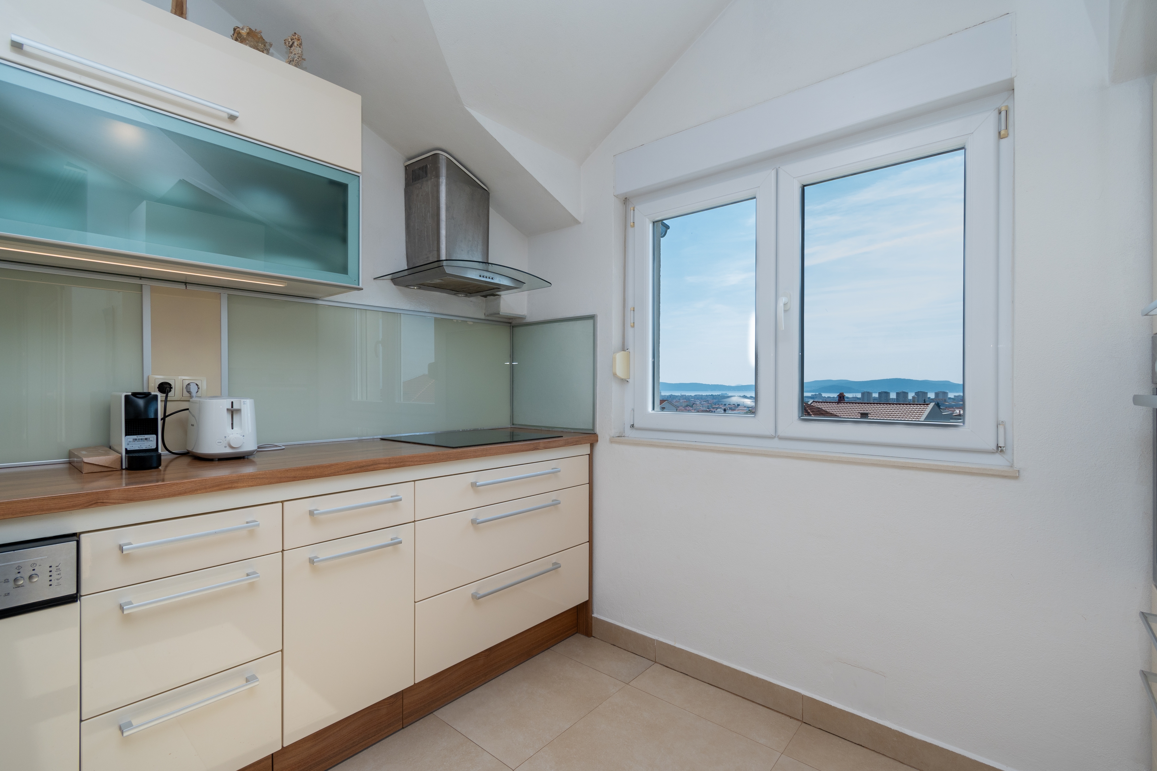 Three bedroom house with terrace and sea view Zadar  K