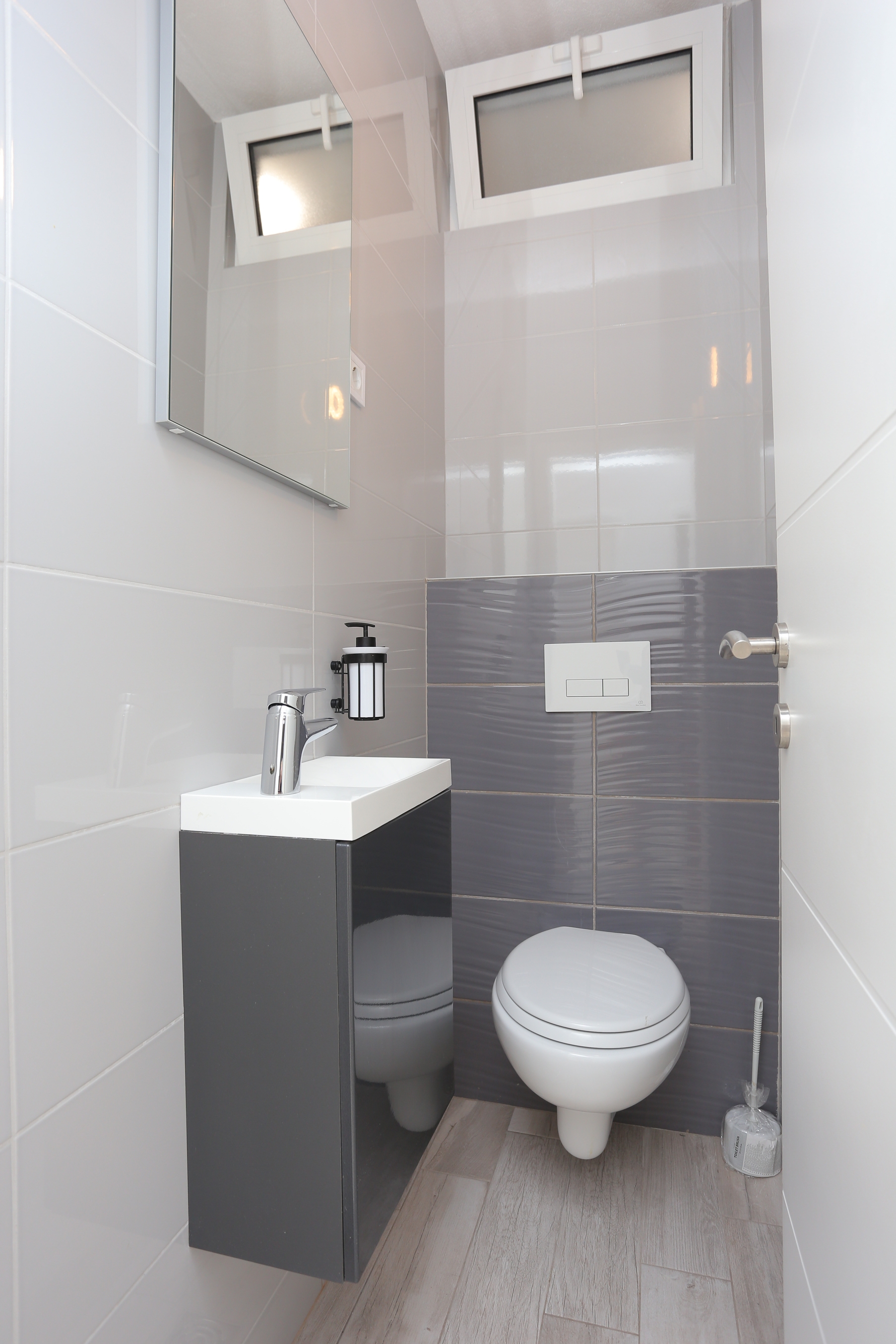 Three bedroom apartment with terrace Kanica, Rogoznica  A-a