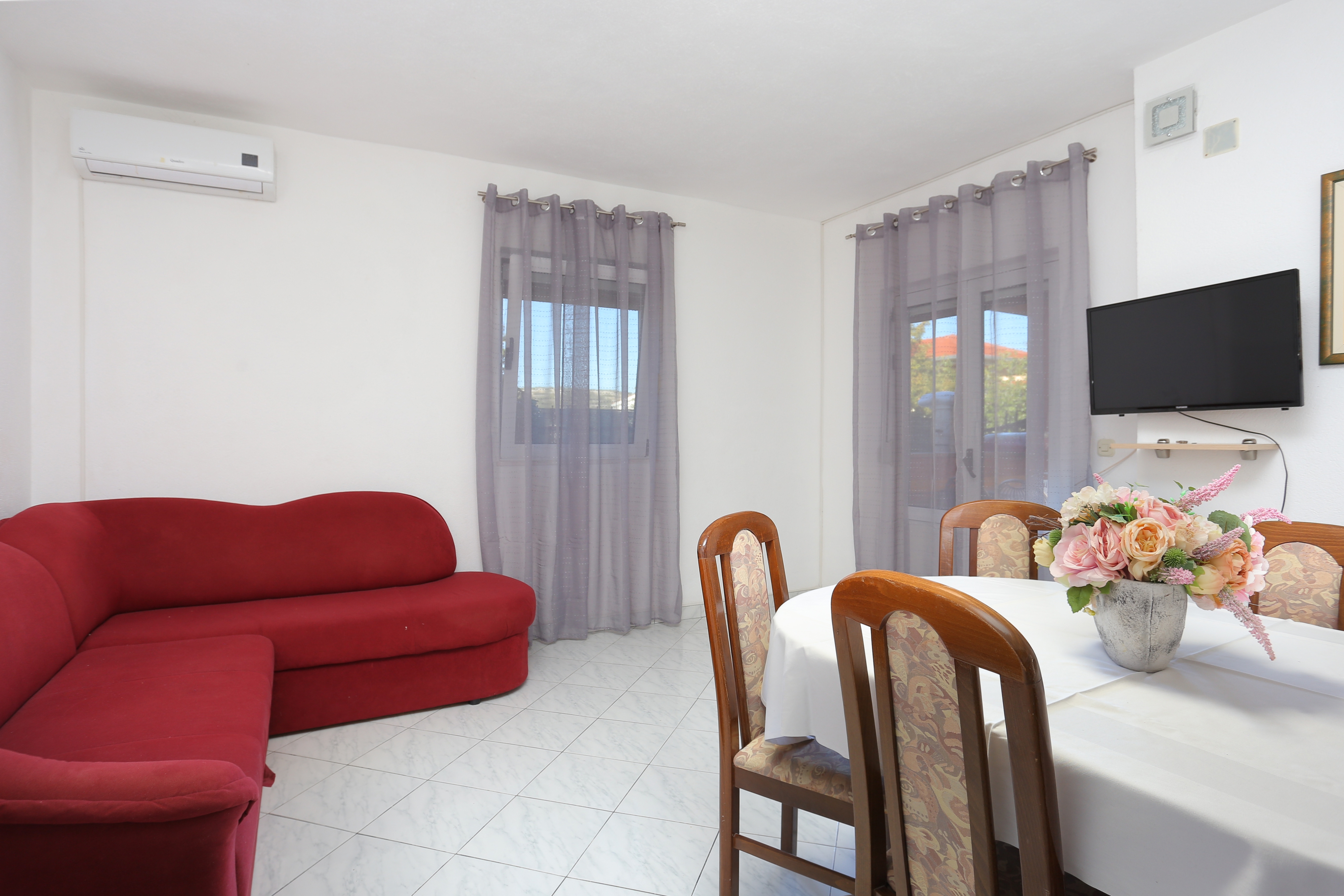 Three bedroom apartment with terrace Kanica, Rogoznica (A-11745-a)