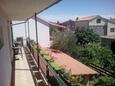 Pirovac, Terrace - view in the apartment, (pet friendly) and WiFi.