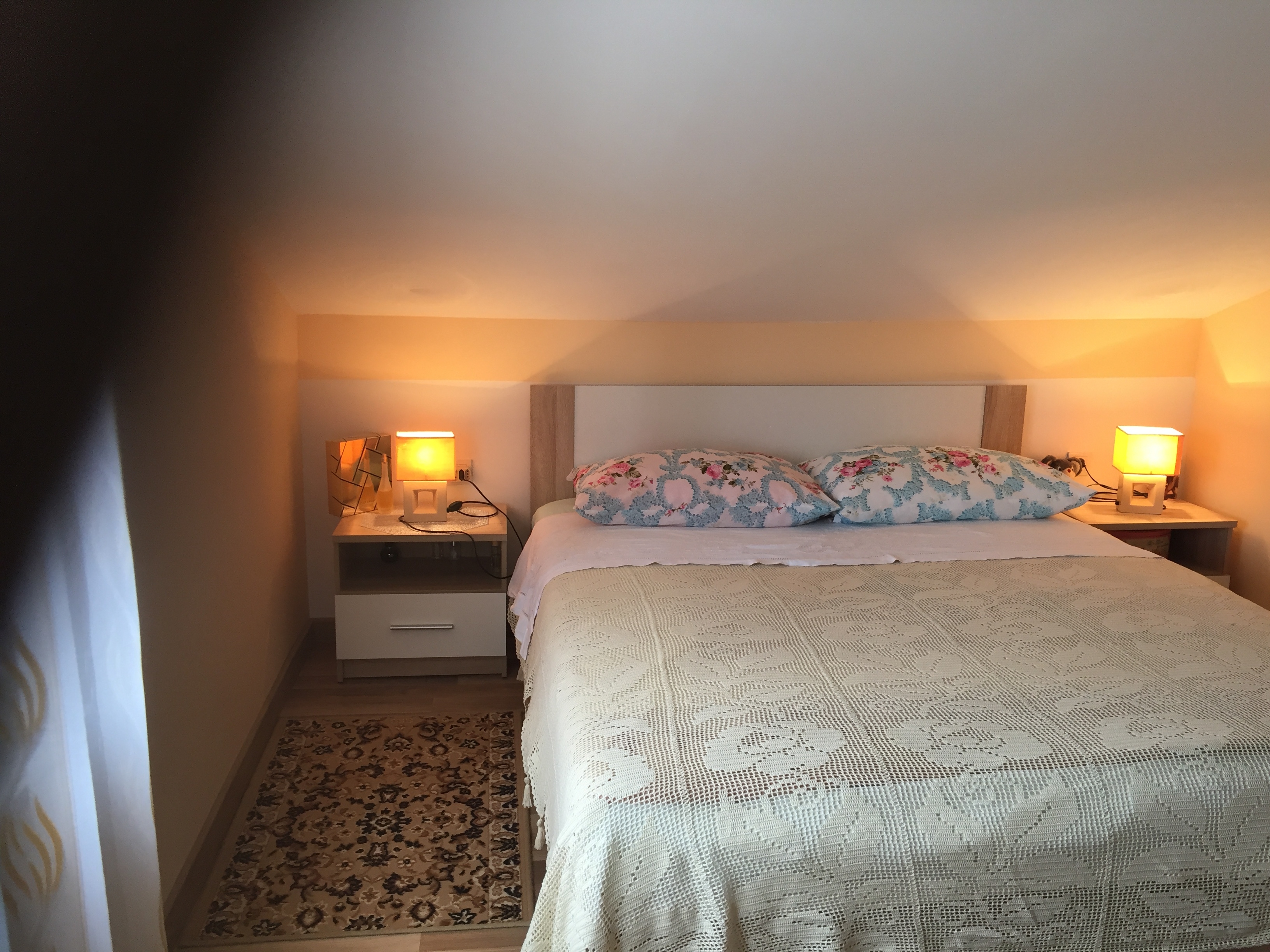 Dvosobni apartman s terasom i pogledom na more Lun, Pag  A-d