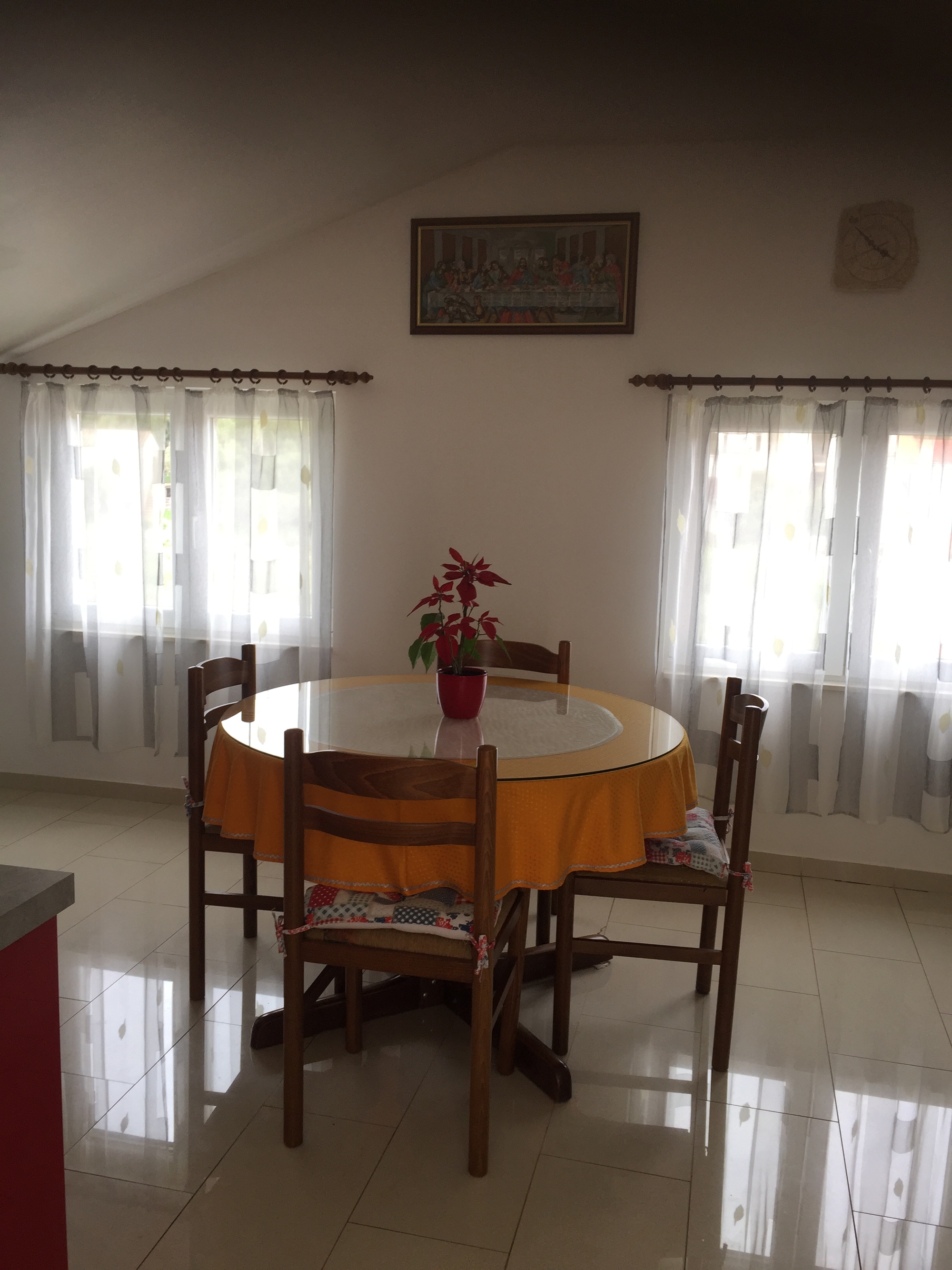 Dvosobni apartman s terasom i pogledom na more Lun, Pag  A-d