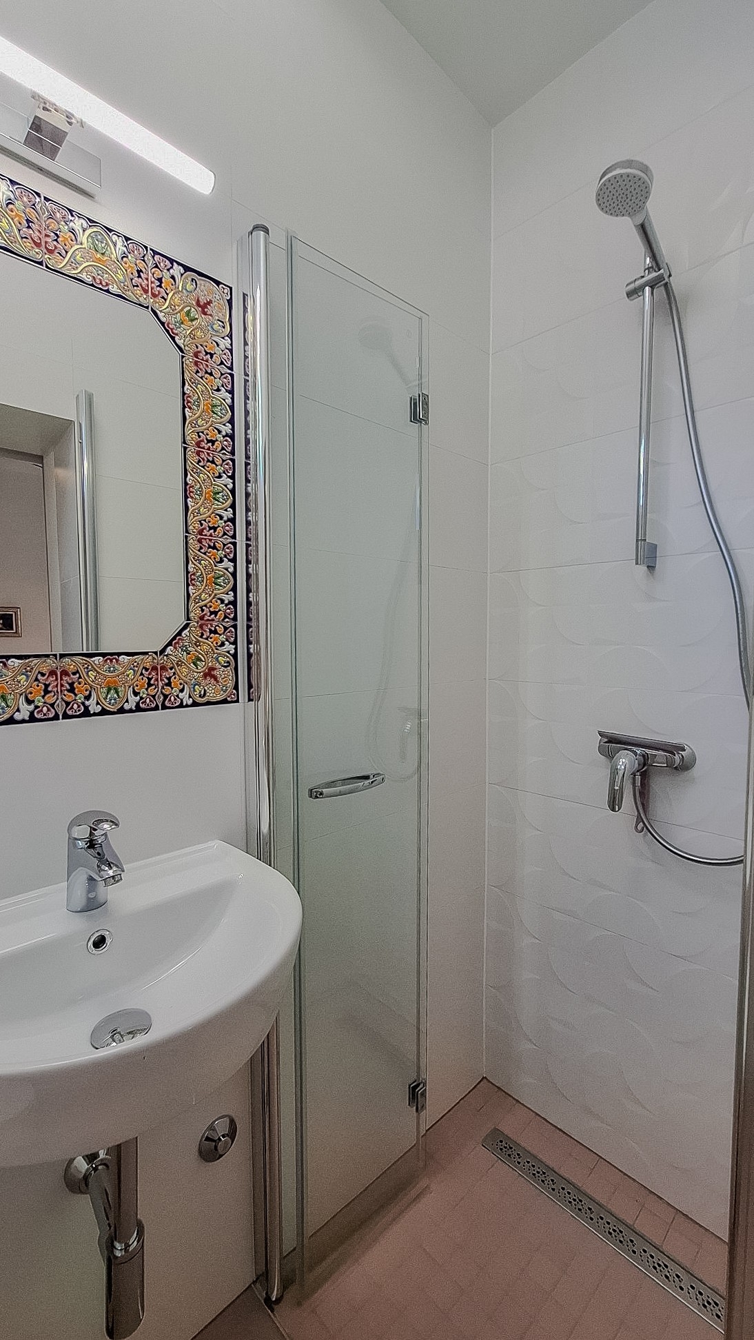 Three bedroom apartment with terrace Arbanija, Čiovo  A-c