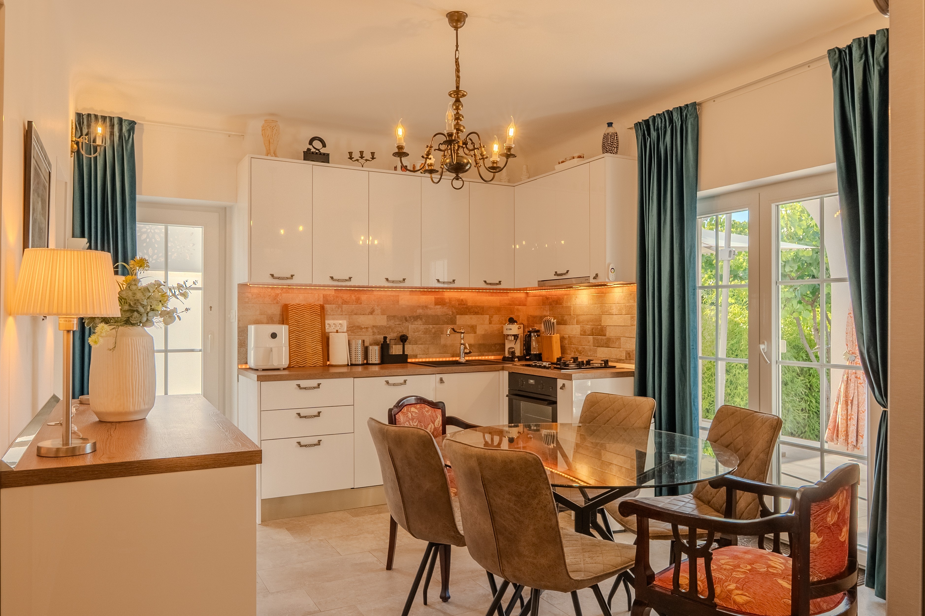 Three bedroom apartment with terrace Arbanija, Čiovo  A-c