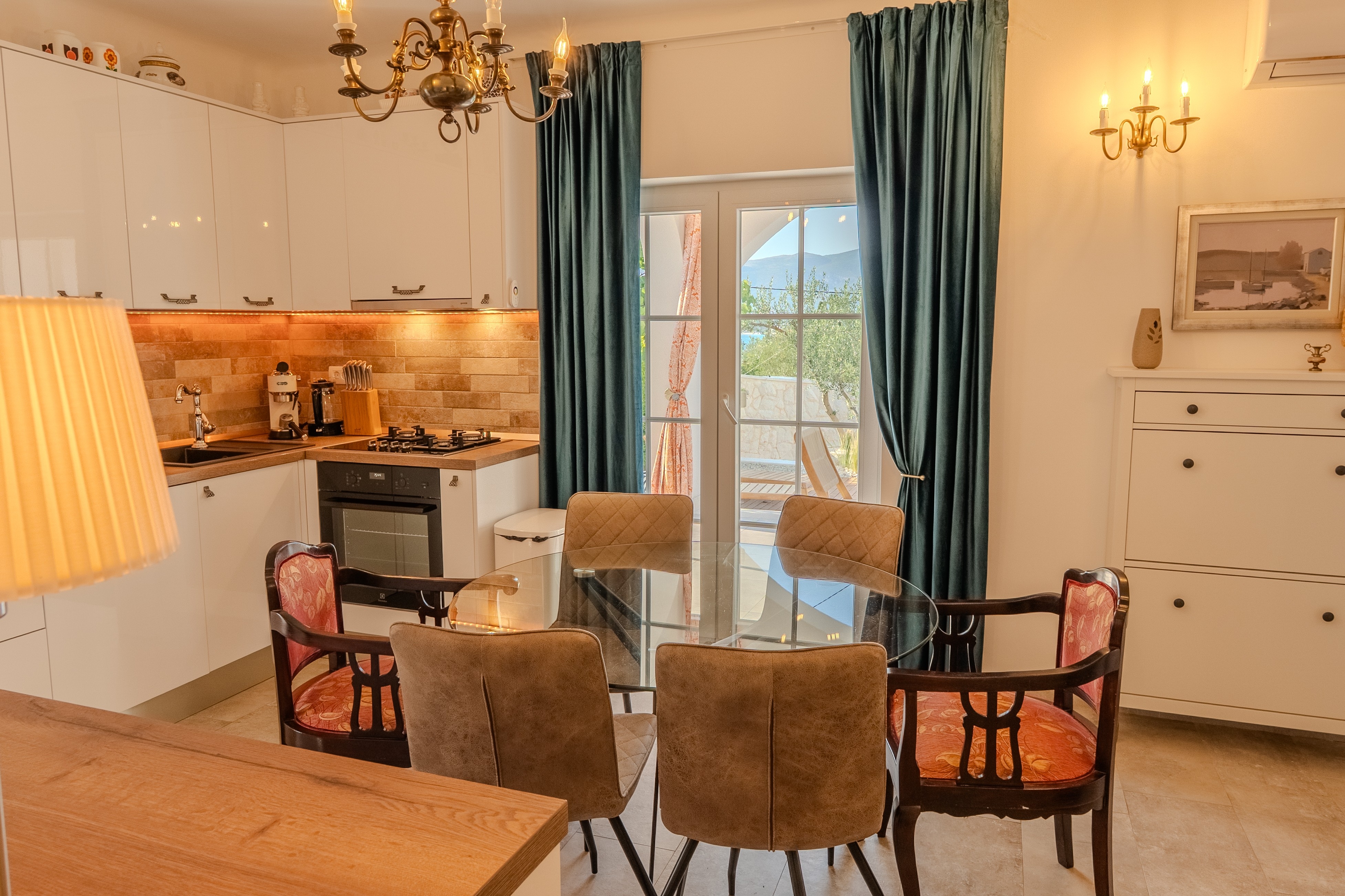 Three bedroom apartment with terrace Arbanija, Čiovo  A-c