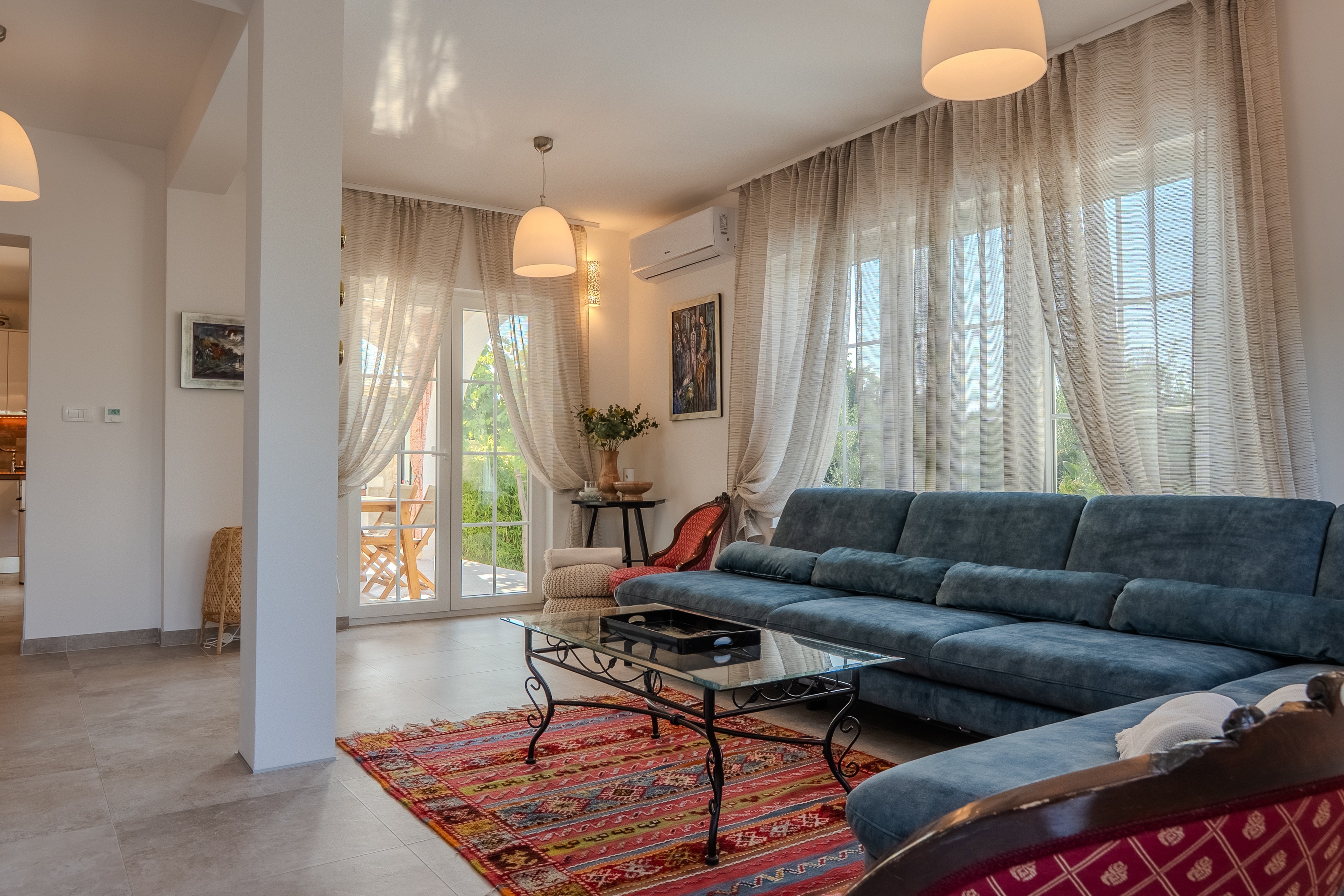 Three bedroom apartment with terrace Arbanija, Čiovo  A-c