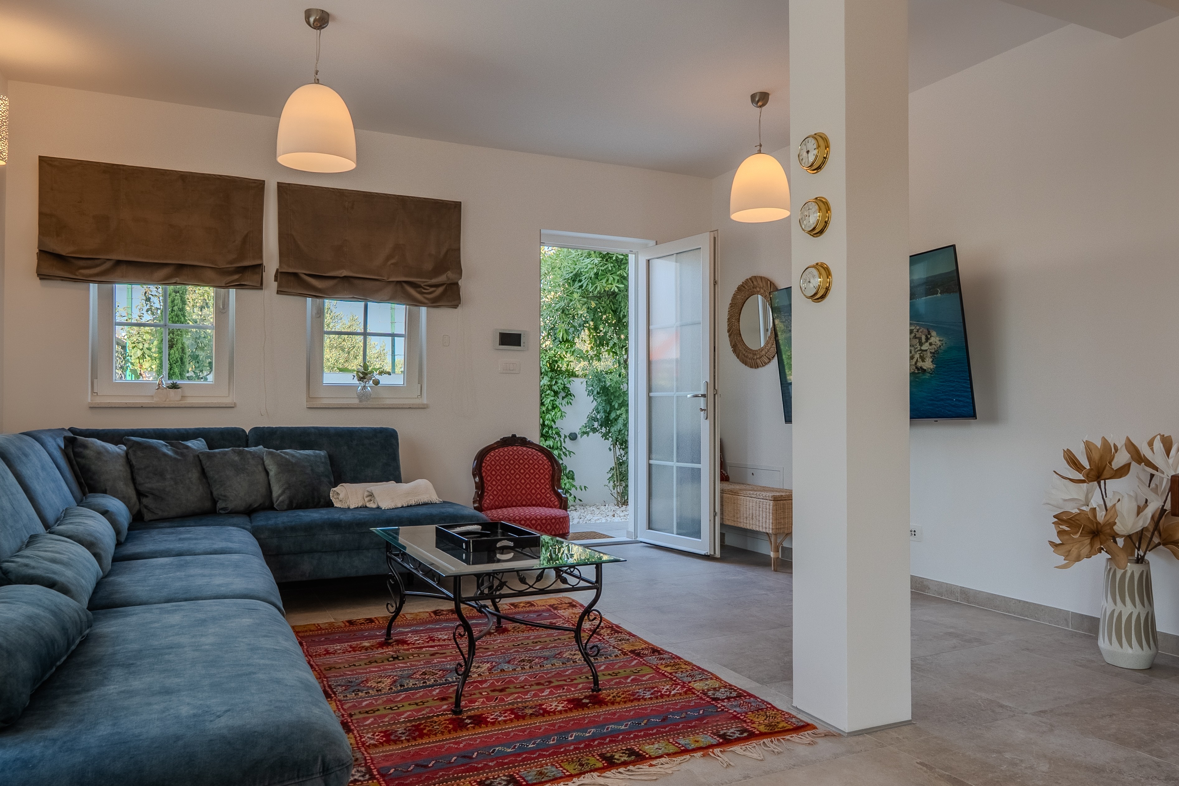 Three bedroom apartment with terrace Arbanija, Čiovo  A-c