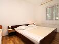Dormitor 1 Mudri Dolac, Dormitor 1 în unitate de cazare tip apartment, aer condiționat disponibil, animale de companie sunt acceptate şi WiFi.