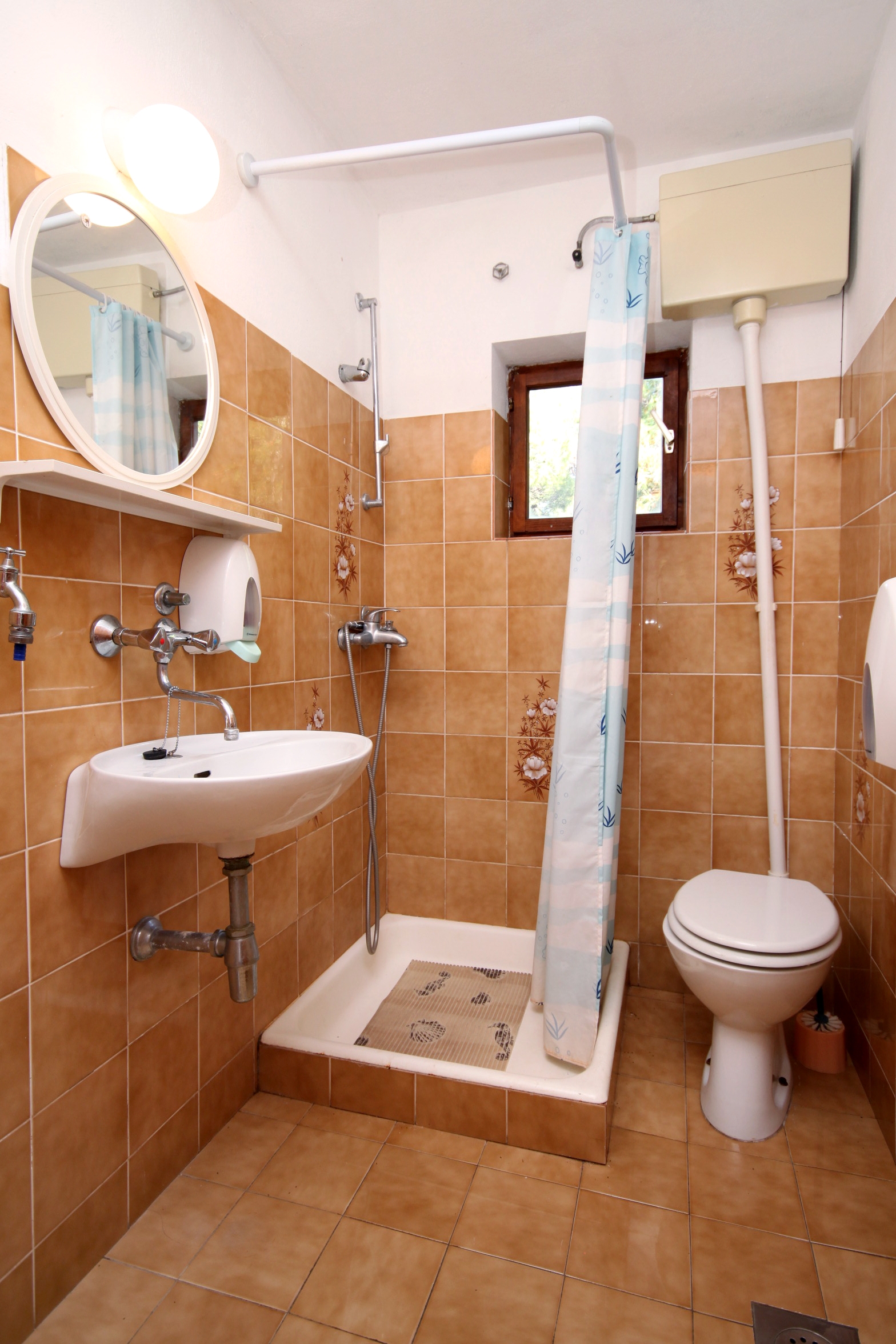 Top Hvar Mudri Dolac Top Hvar Mudri Dolac