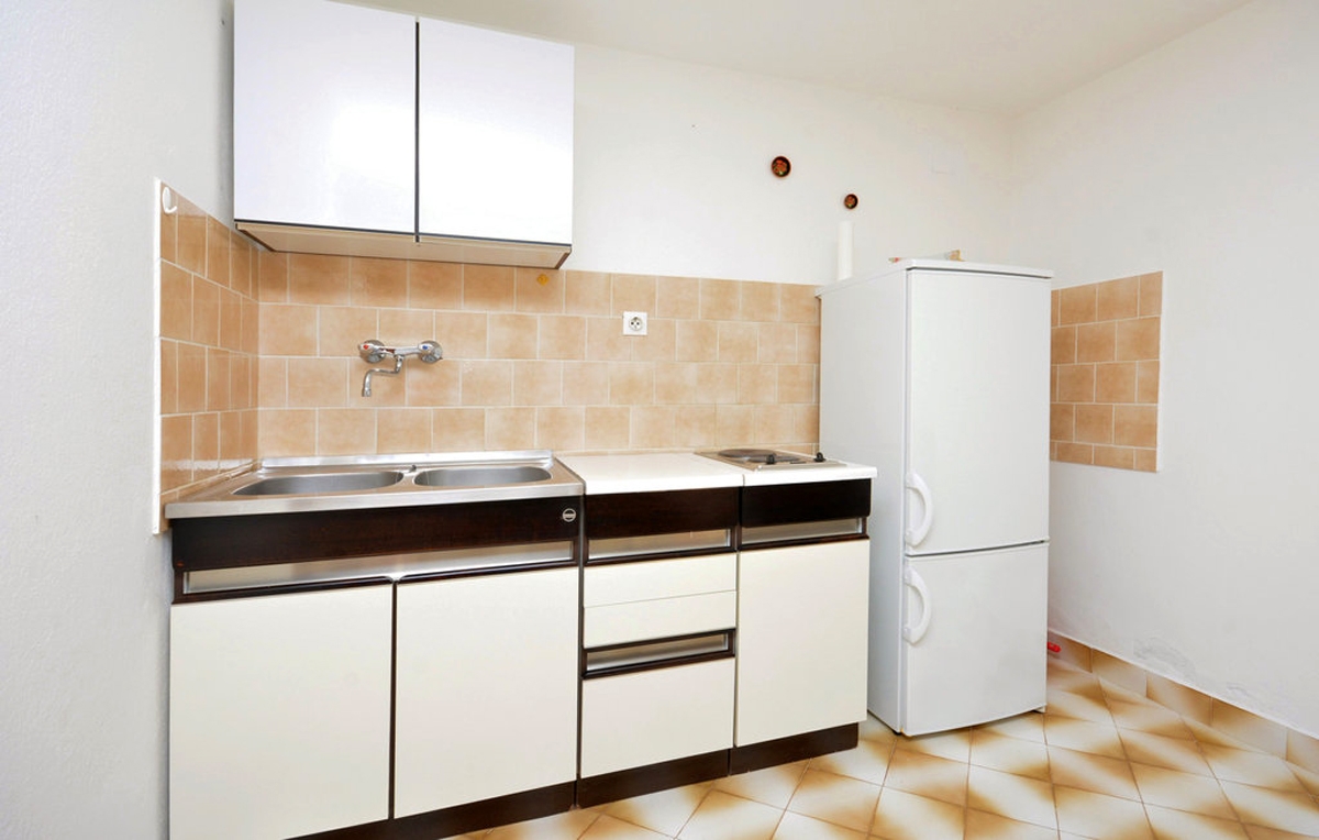 Top Hvar Basina Top Hvar Basina