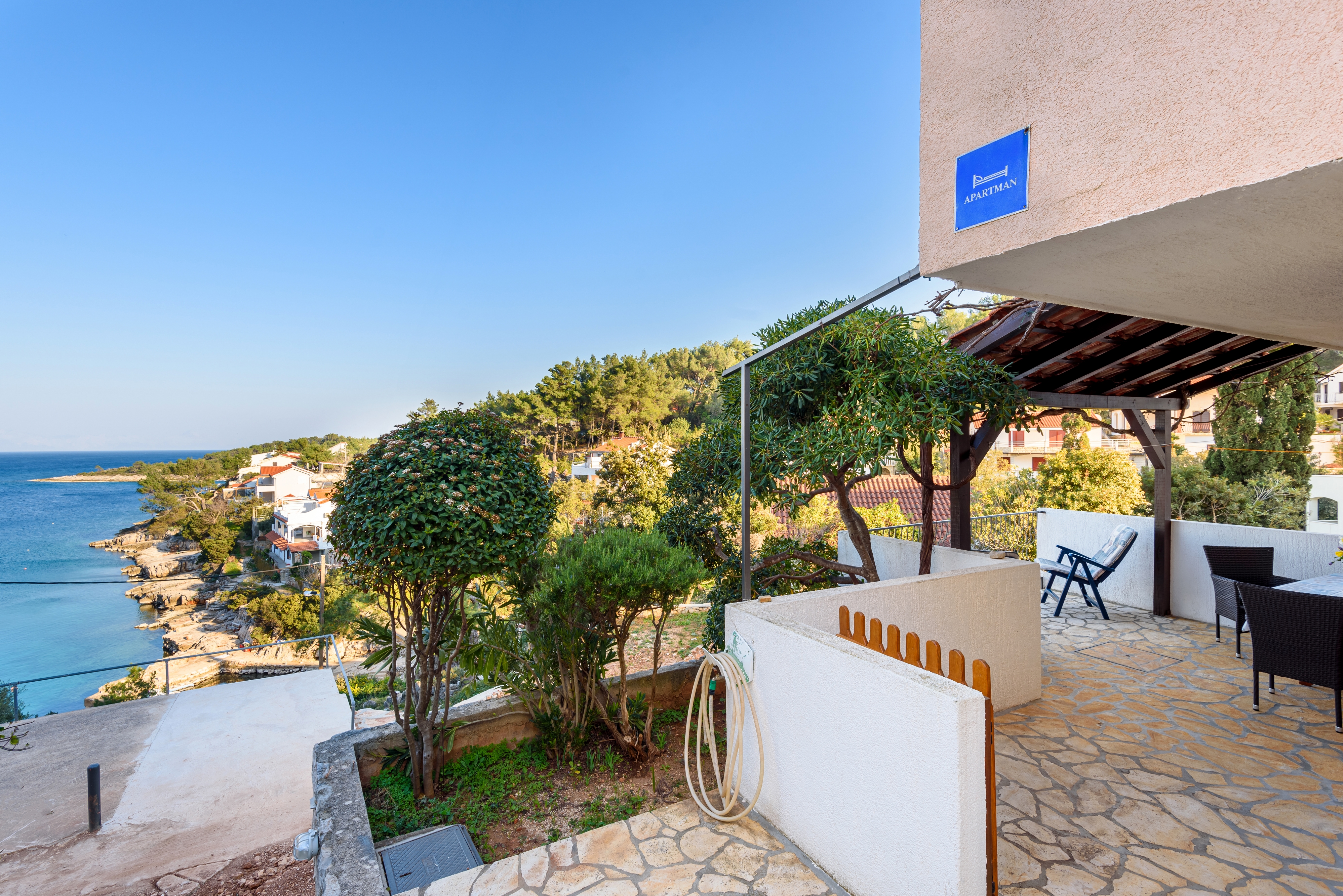 Top Hvar Basina Top Hvar Basina