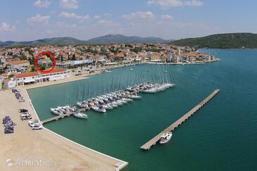 Pirovac, Šibenik, Alloggio 11824 - Appartamenti affitto vicino al mare con la spiaggia ghiaiosa.