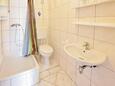 Kupaonica Vodice, Kupaonica u smještaju tipa apartment, WiFi.